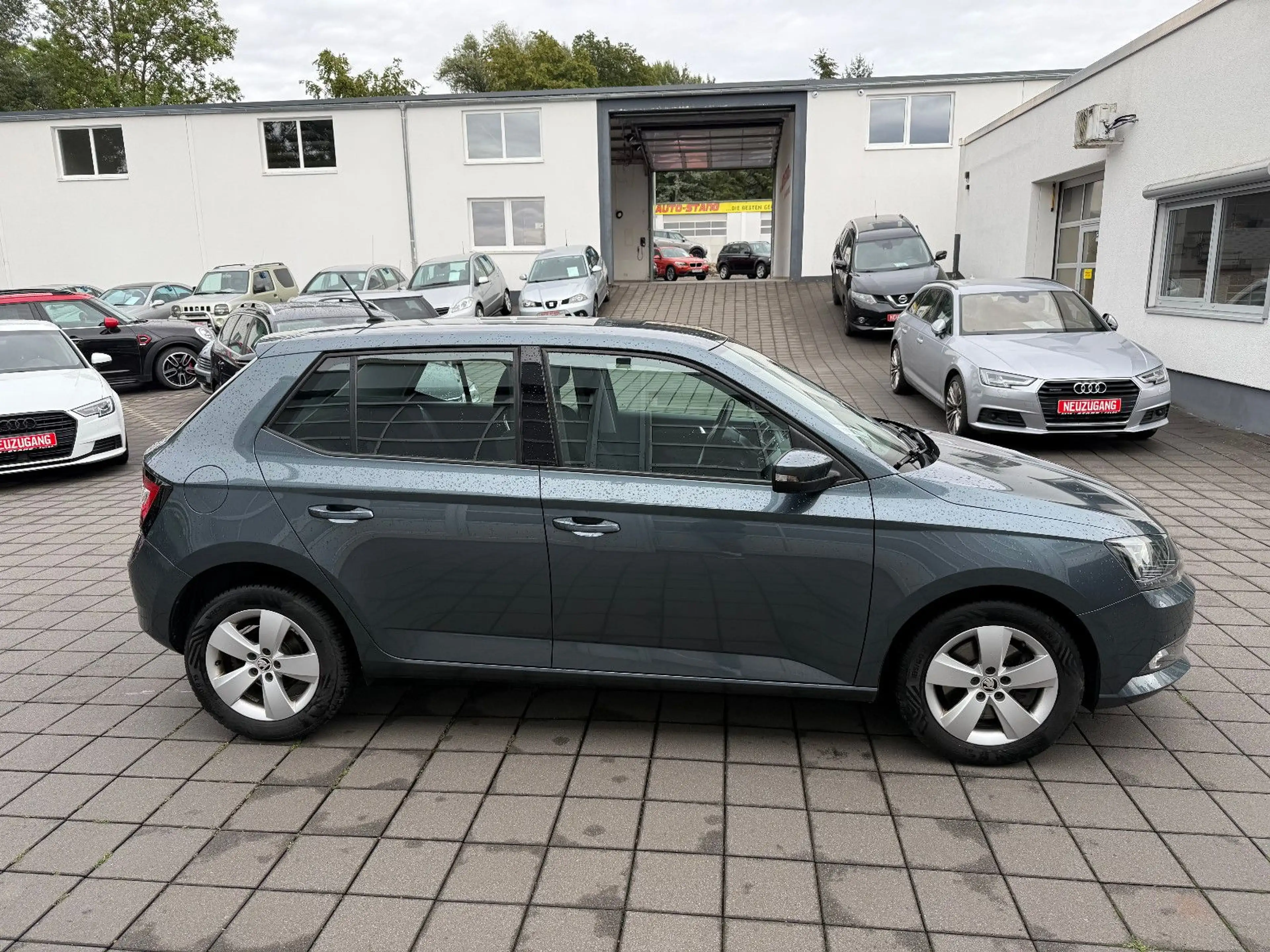 Skoda Fabia Style*2.HAND+SCHECKHEFT+TEMPOMAT+ALLWETTER — photo 4