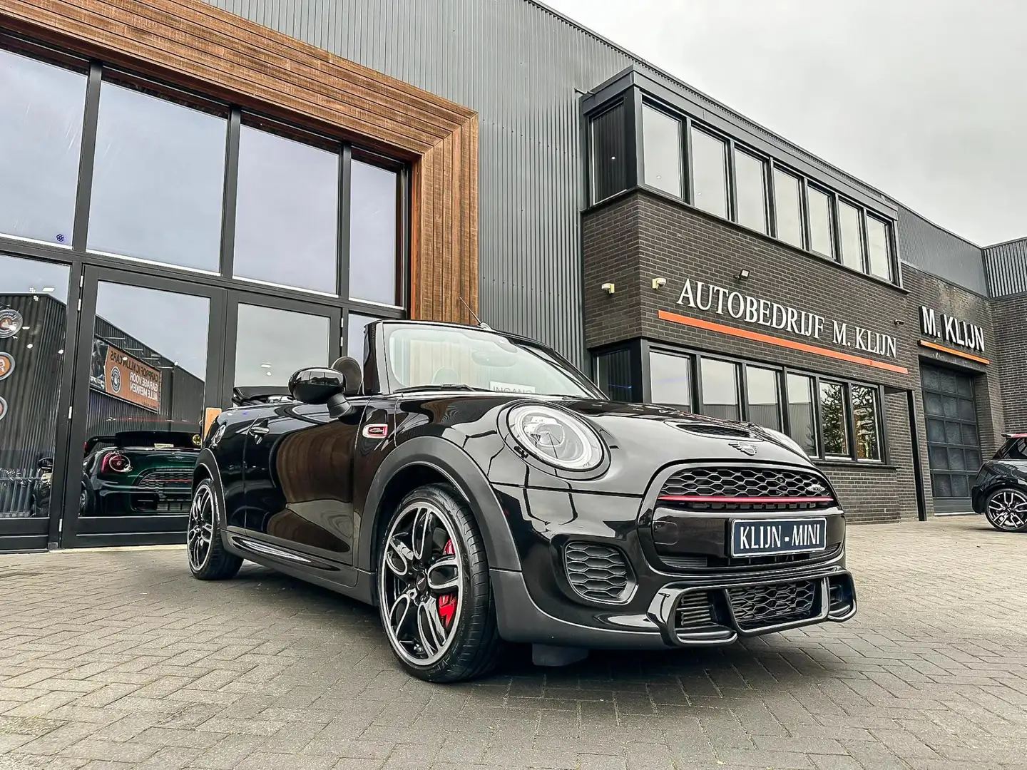 MINI John Cooper Works Cabrio Mini 2.0 JCW Pack F1 aut 231pk/Camera/HK/Uniek Noir - 1