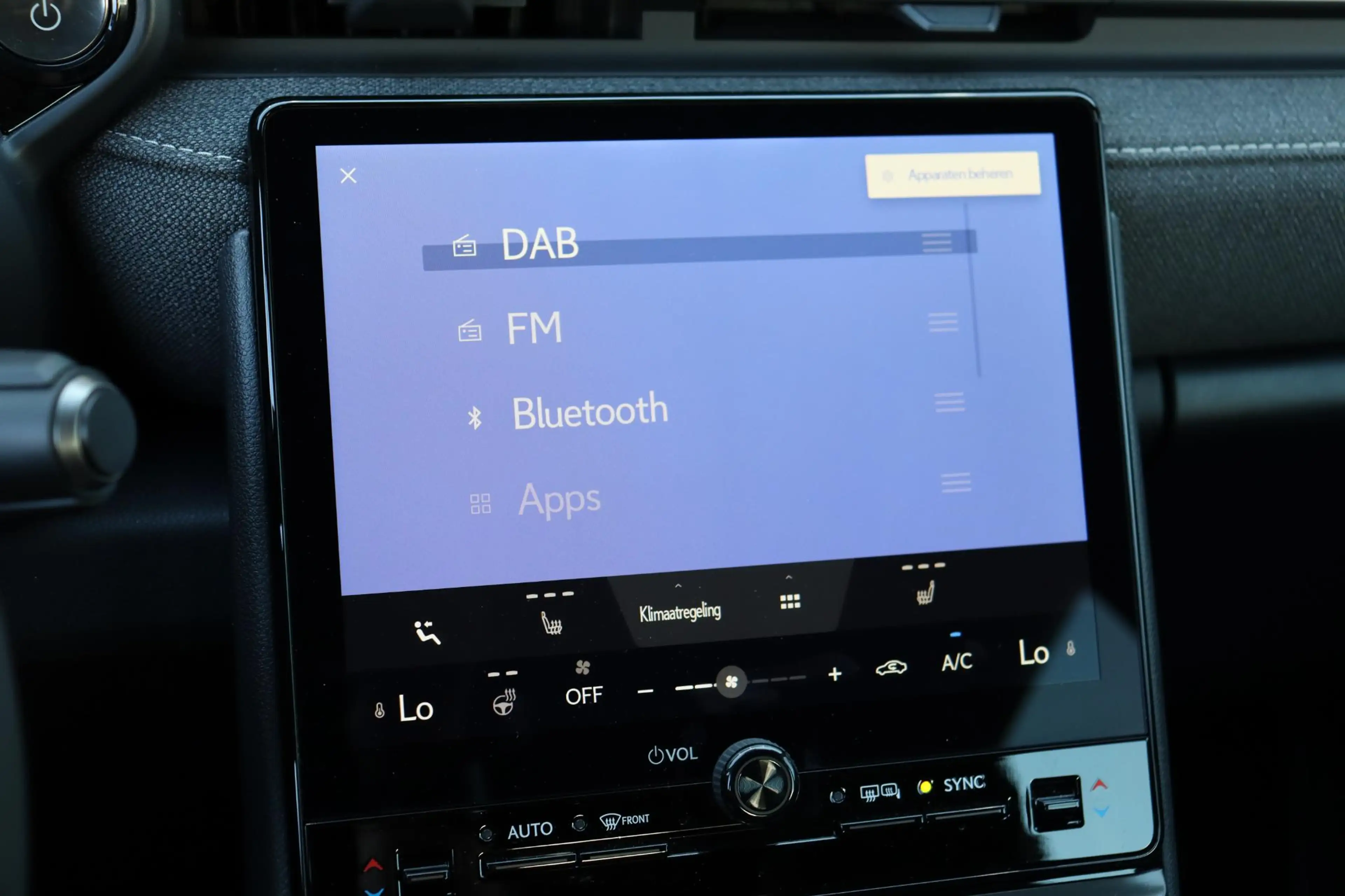 Lexus LBX Business Line 2WD Limited, Stuur, Stoelverwarming — photo 9