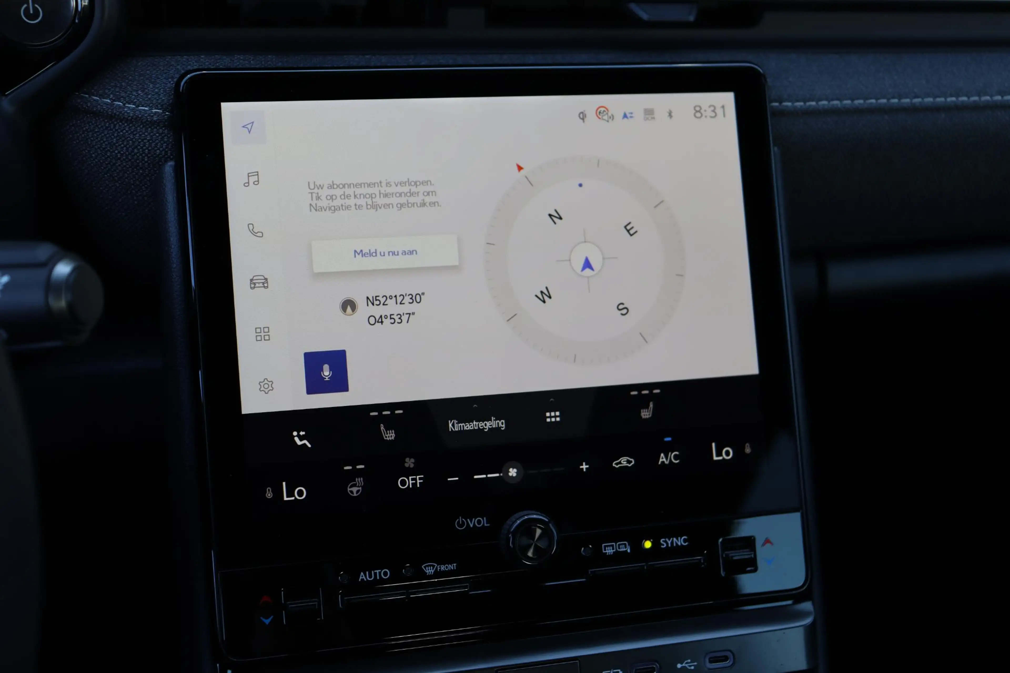 Lexus LBX Business Line 2WD Limited, Stuur, Stoelverwarming — photo 8