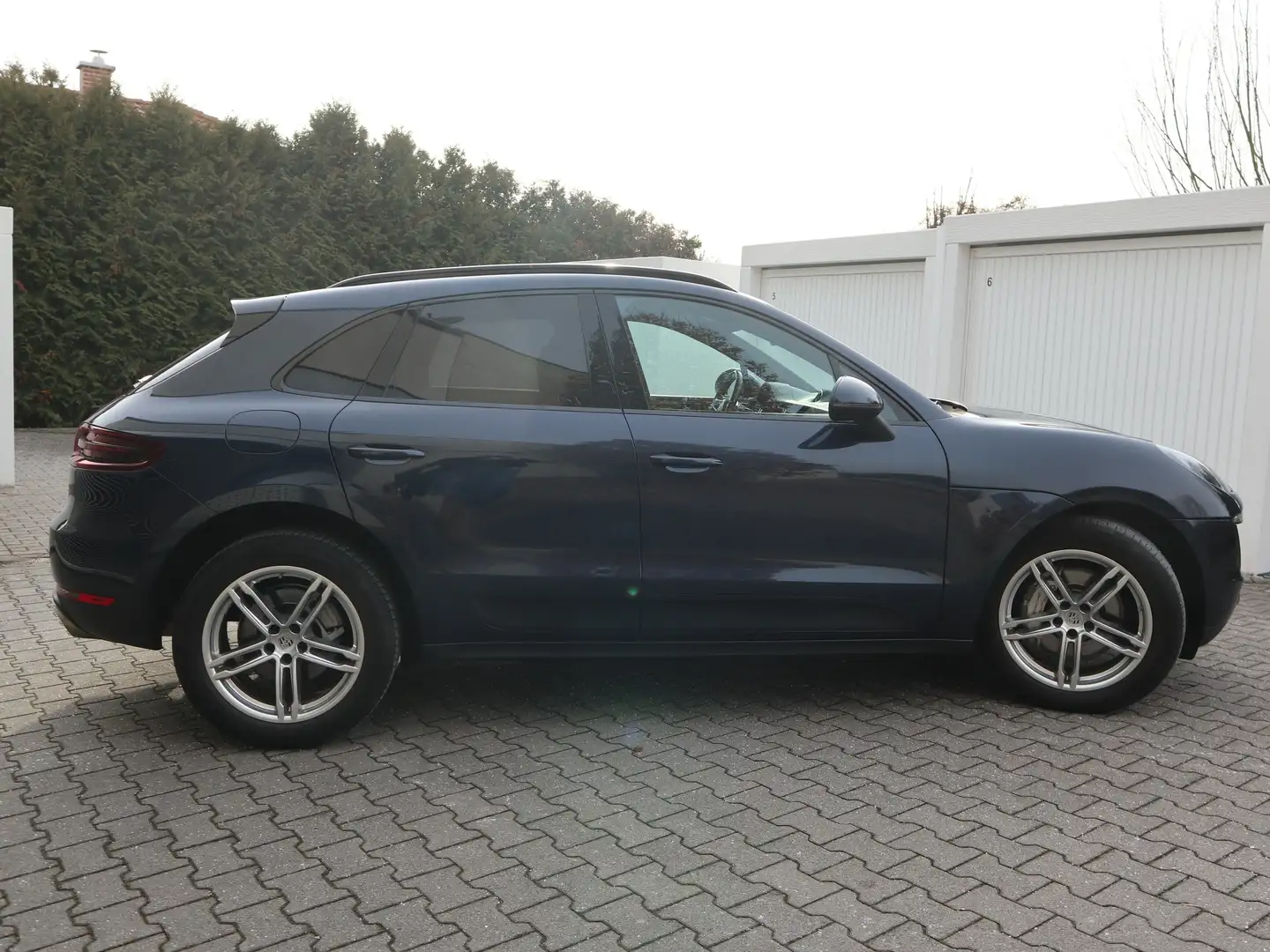 Porsche Macan S Diesel Pano AHK BiXen Sport-Chrono Bose 4xSHZ Blau - 2