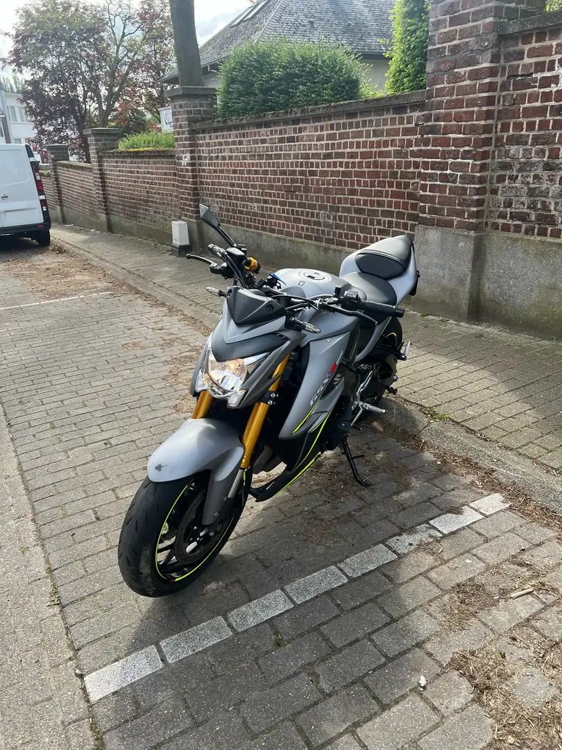 Suzuki GSX-S 1000 Gris - 2