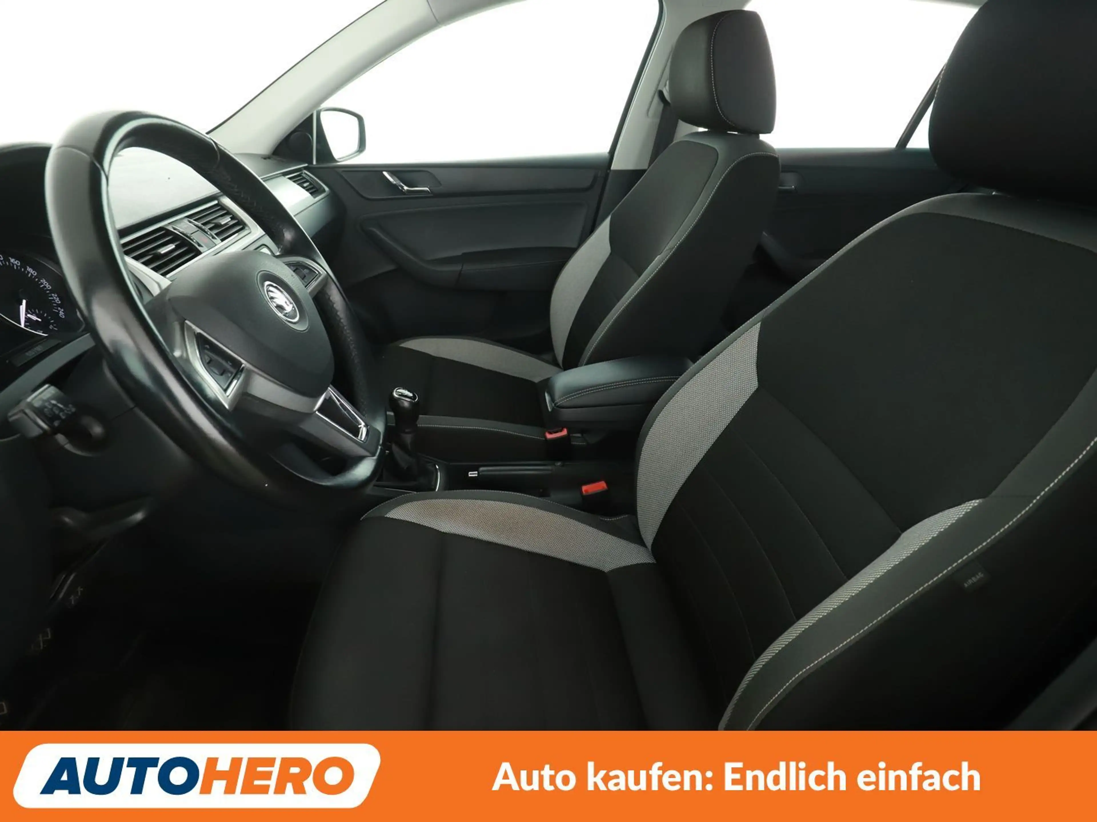 Skoda Rapid/Spaceback 1.2 TSI Ambition*TEMPO*PDC*SHZ* — photo 10