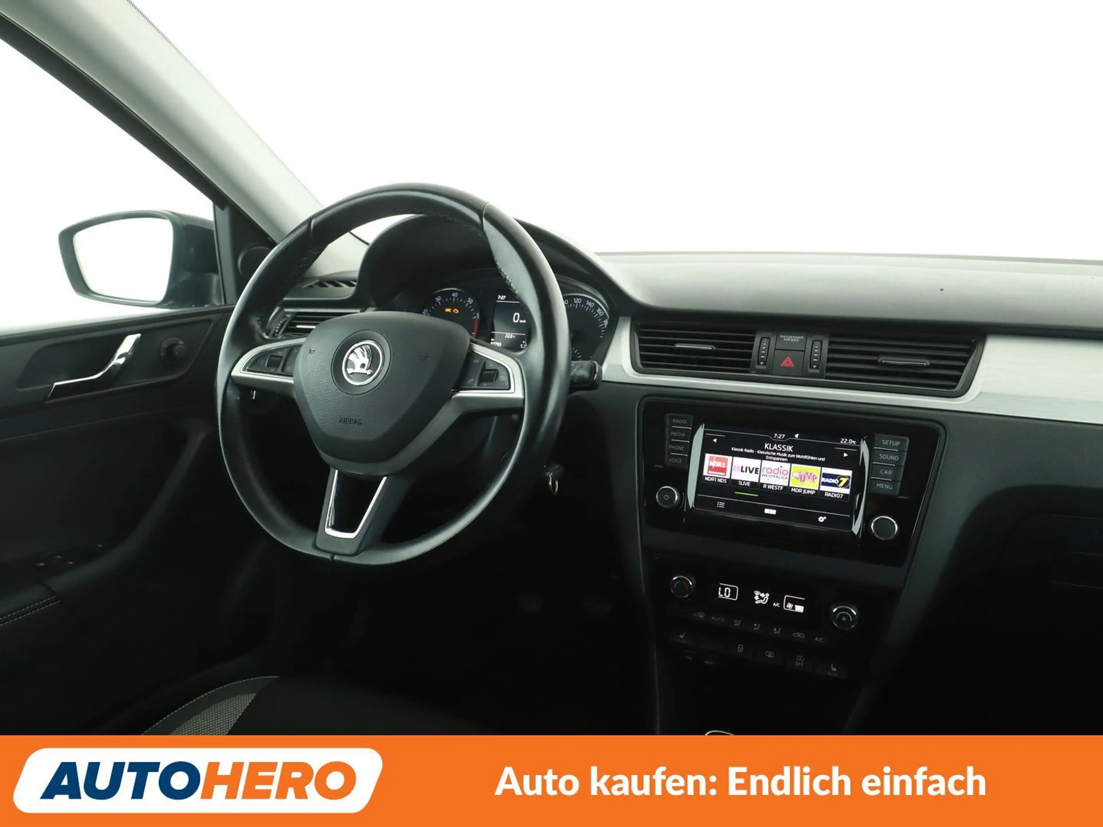 Skoda Rapid/Spaceback 1.2 TSI Ambition*TEMPO*PDC*SHZ* — photo 13