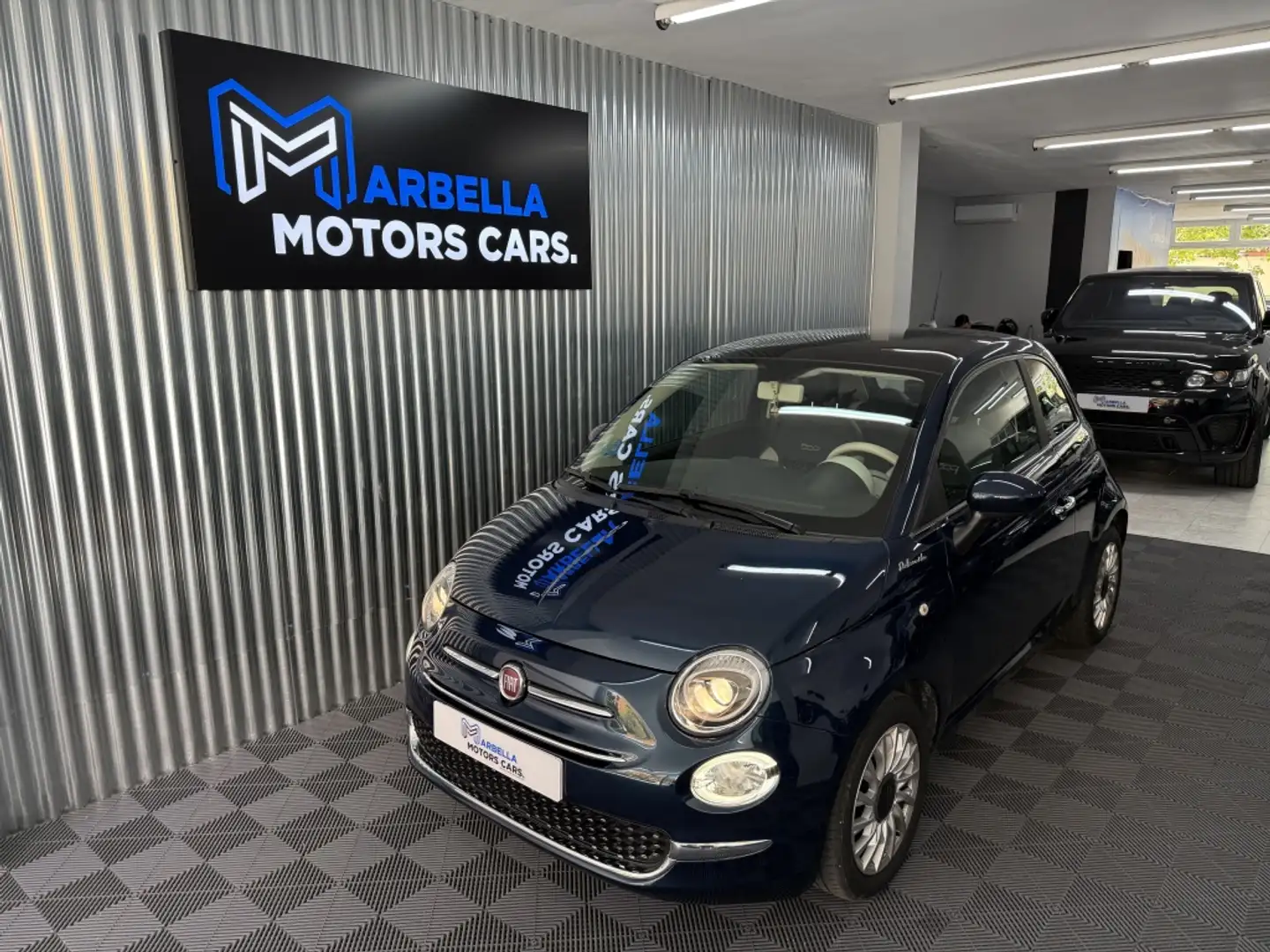 Fiat 500 1.0 Hybrid Dolcevita 52kW Blauw - 1