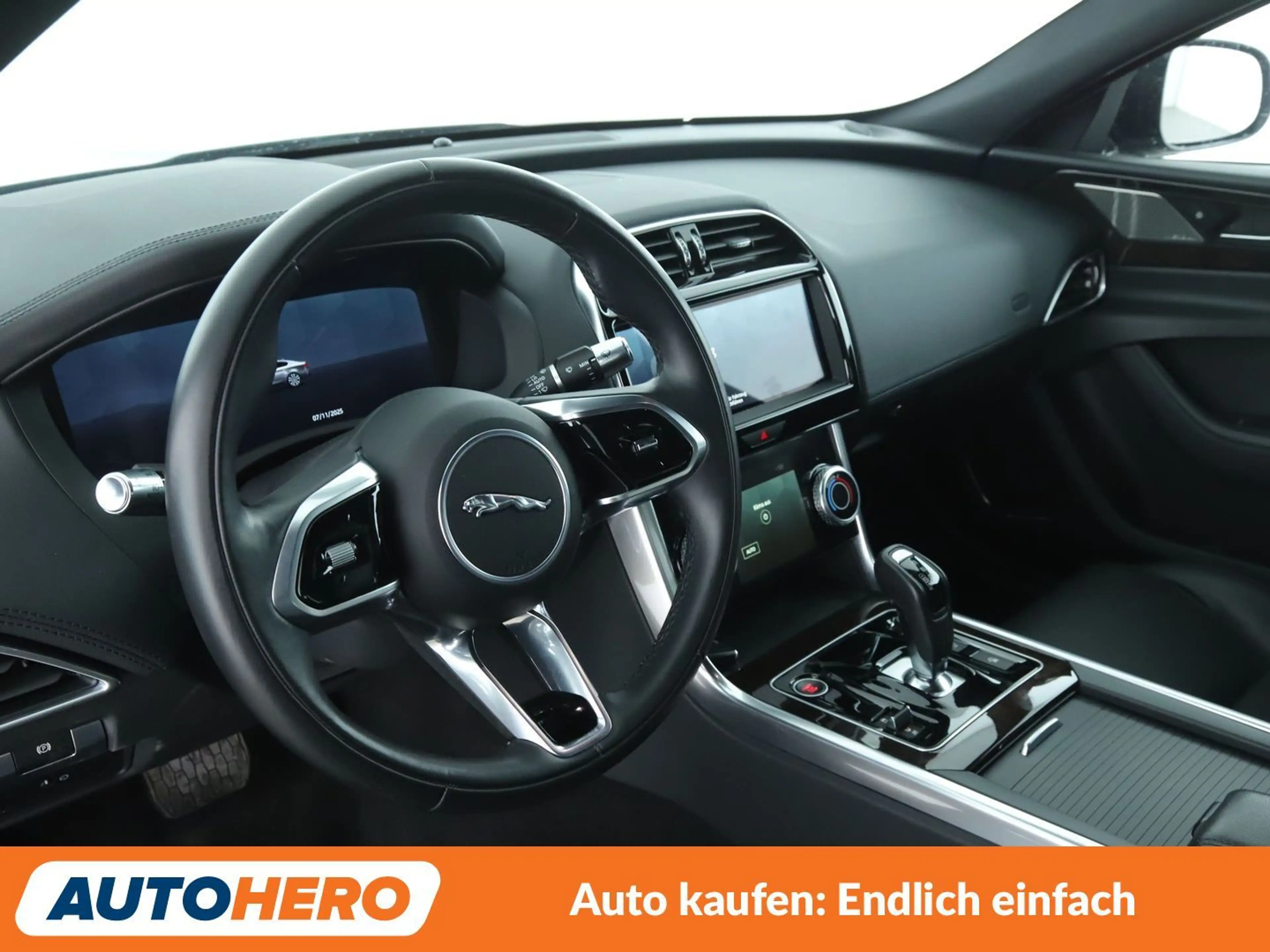 Jaguar XE D200 Mild-Hybrid HSE AWD Aut.*NAVI*LED*ACC*CAM*PDC — photo 11