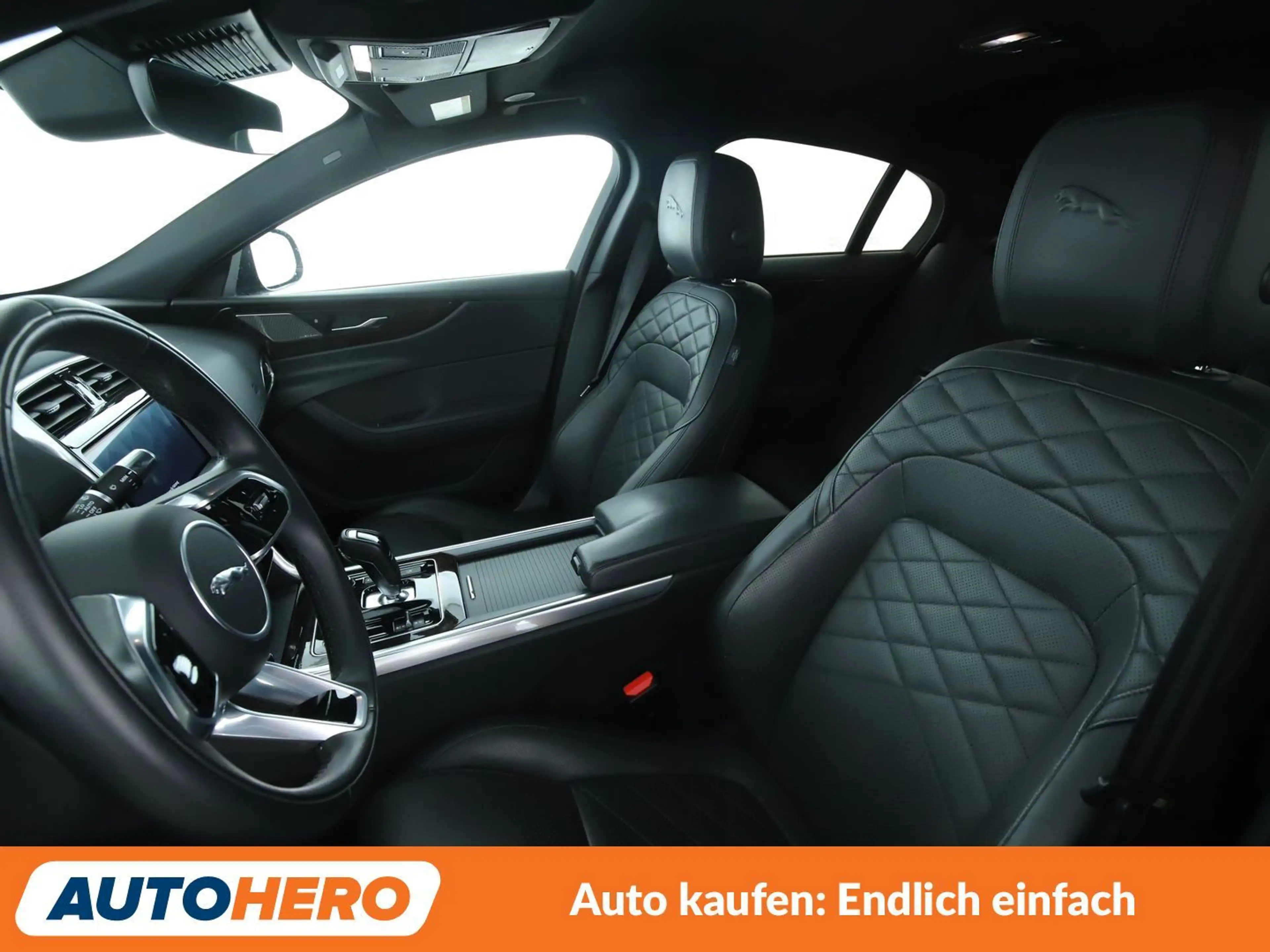 Jaguar XE D200 Mild-Hybrid HSE AWD Aut.*NAVI*LED*ACC*CAM*PDC — photo 10