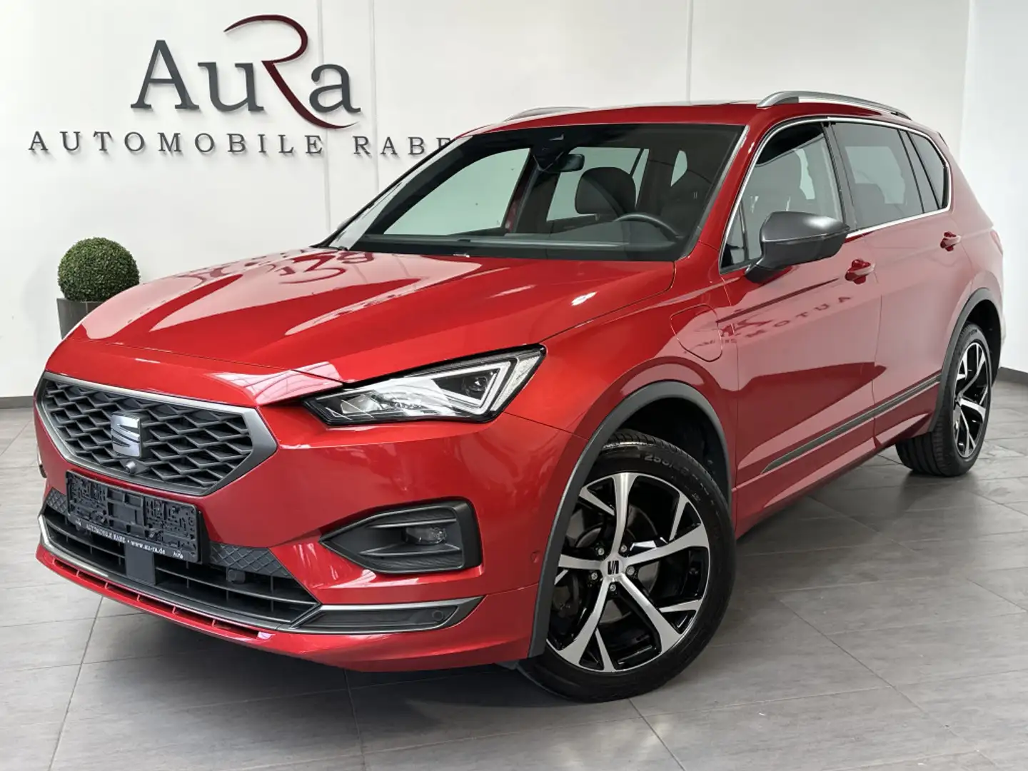 SEAT Tarraco 1.4 TSI DSG FR e-Hybrid NAV+LED+AHK+PANO Rot - 2