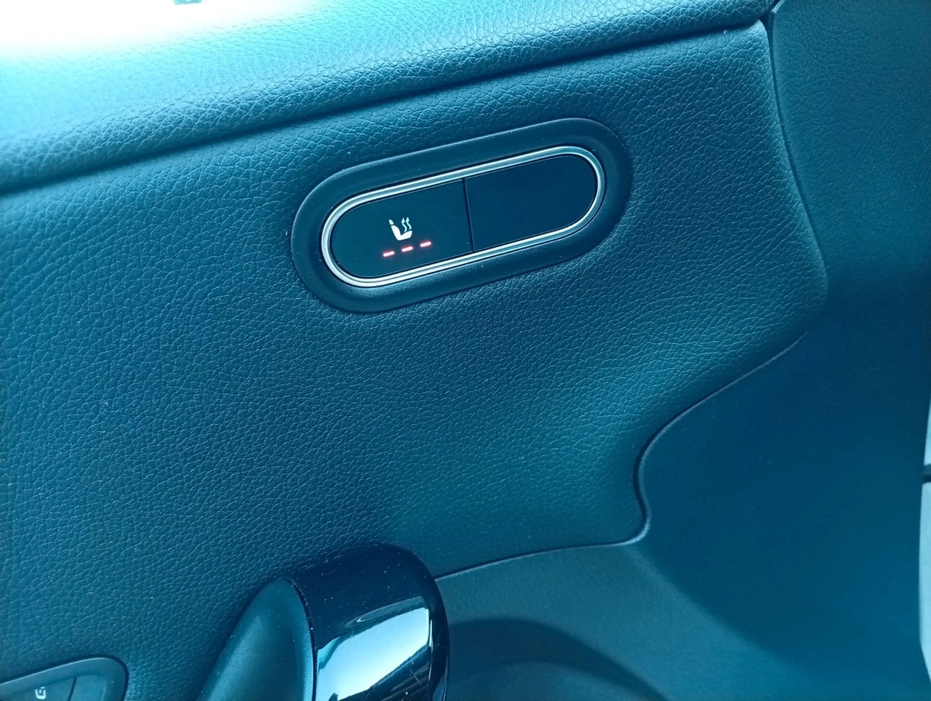Mercedes-Benz A 200 Service nur bei MB, Garantie — photo 36