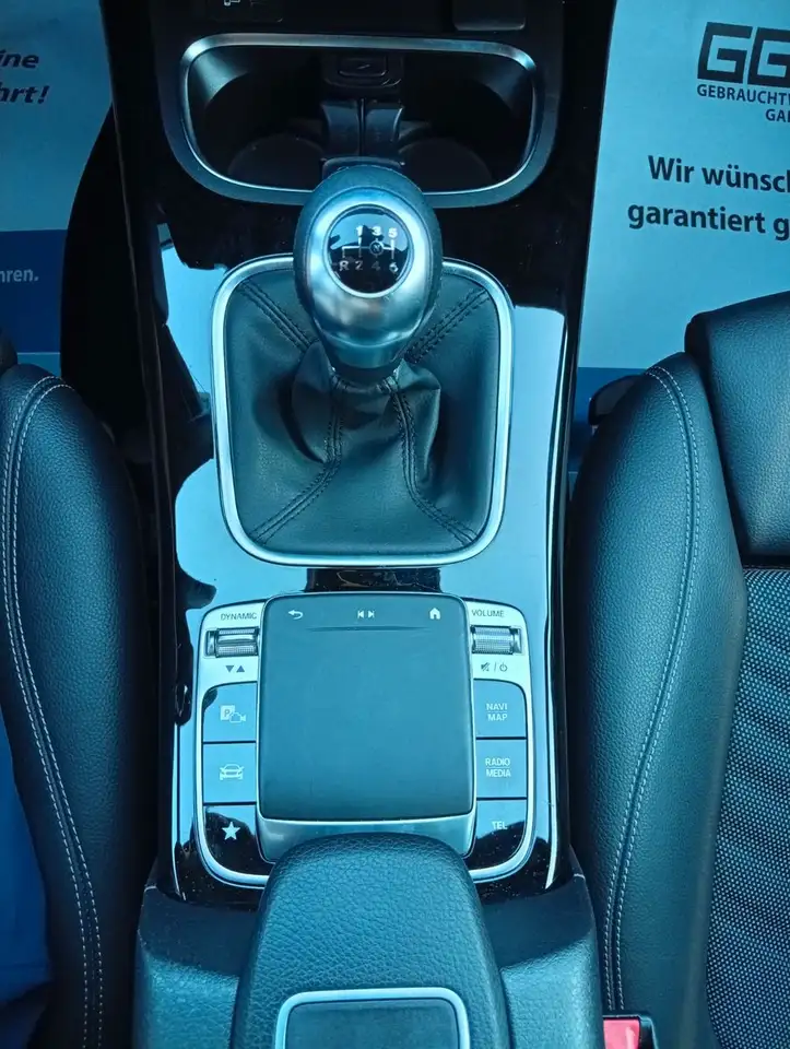 Mercedes-Benz A 200 Citadine 5 portes — photo 31 sur 46