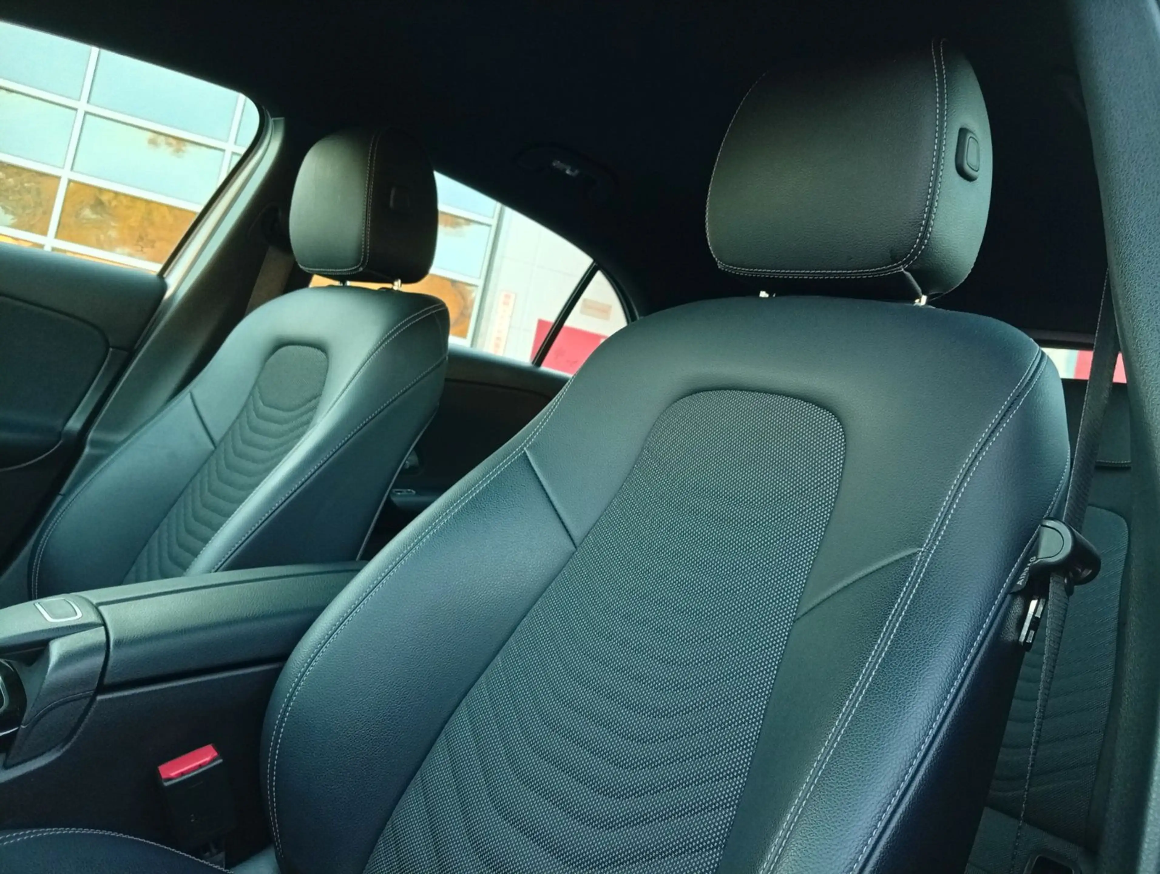 Mercedes-Benz A 200 Service nur bei MB, Garantie — photo 18