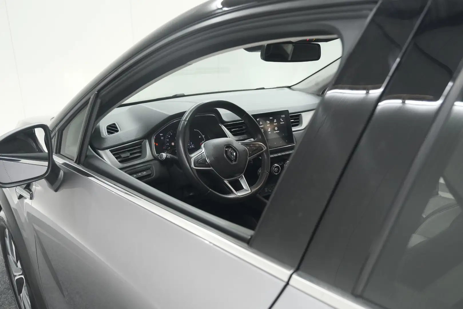 Renault Captur TCe 100 Intens | Camera | Navigatie | Parkeersenso Grijs - 2