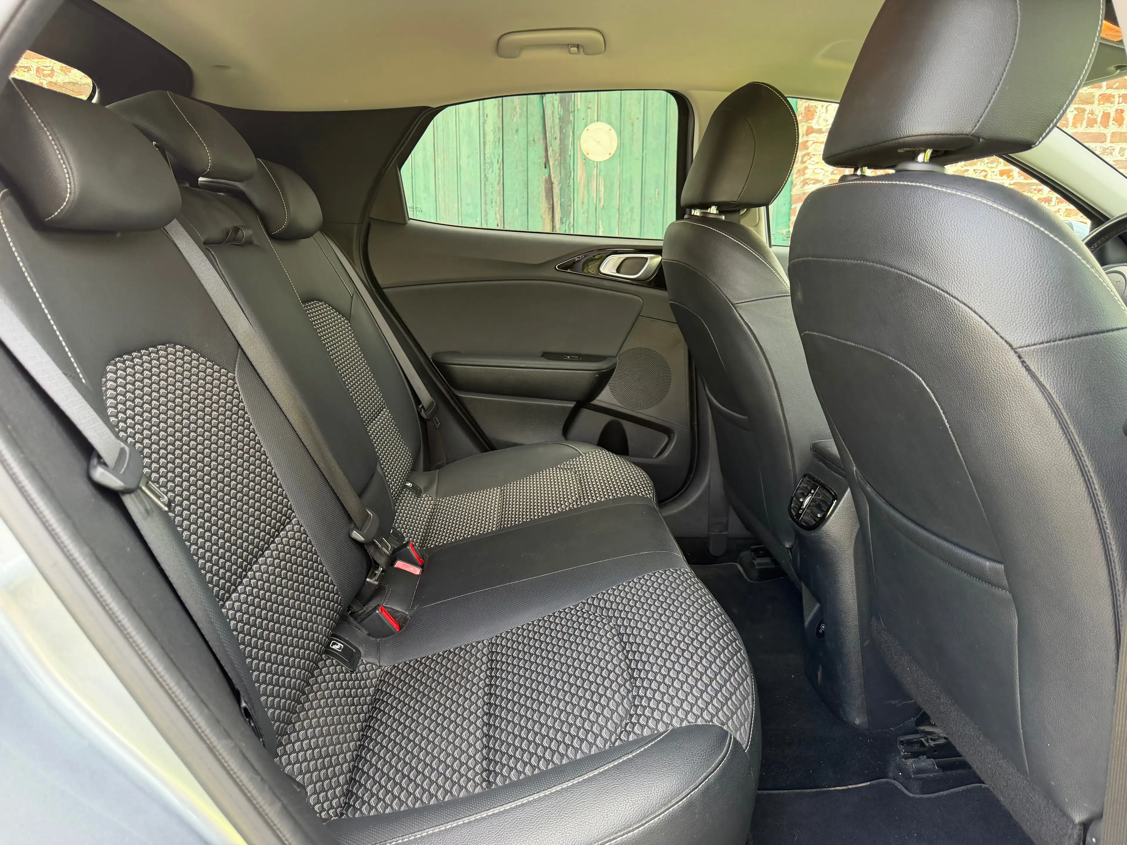 Kia XCeed 1.0 T-GDi ISG *CAM || CARPLAY || GARANTIE CONSTRUCTEUR — photo 11