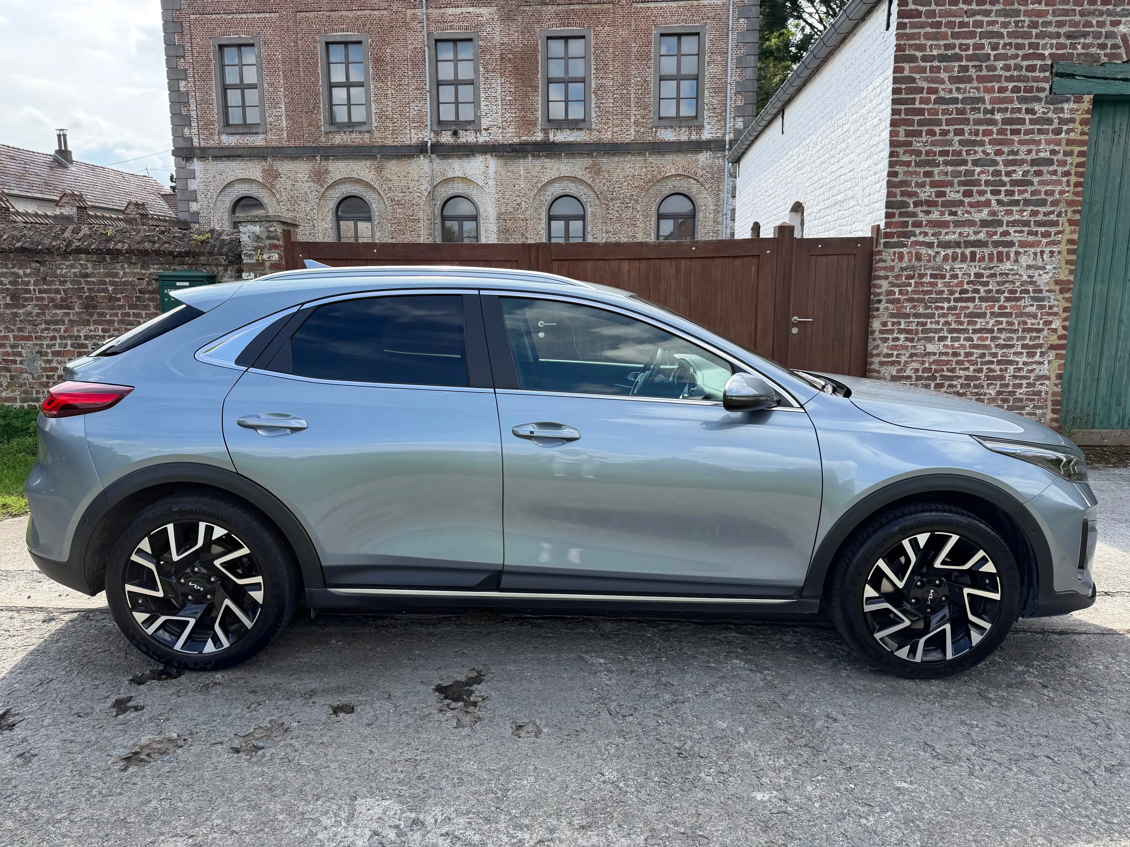 Kia XCeed 1.0 T-GDi ISG *CAM || CARPLAY || GARANTIE CONSTRUCTEUR — photo 2