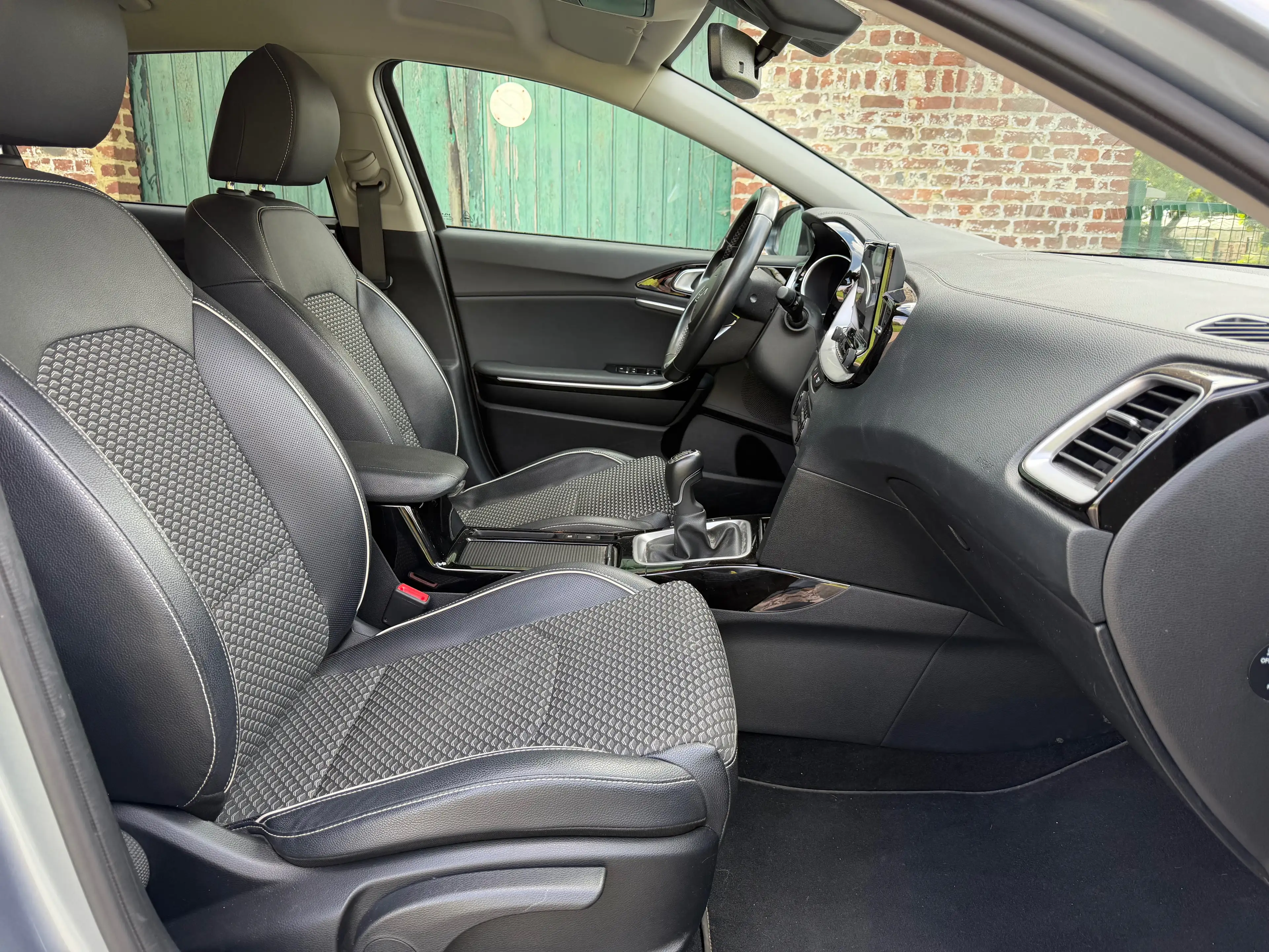 Kia XCeed 1.0 T-GDi ISG *CAM || CARPLAY || GARANTIE CONSTRUCTEUR — photo 9