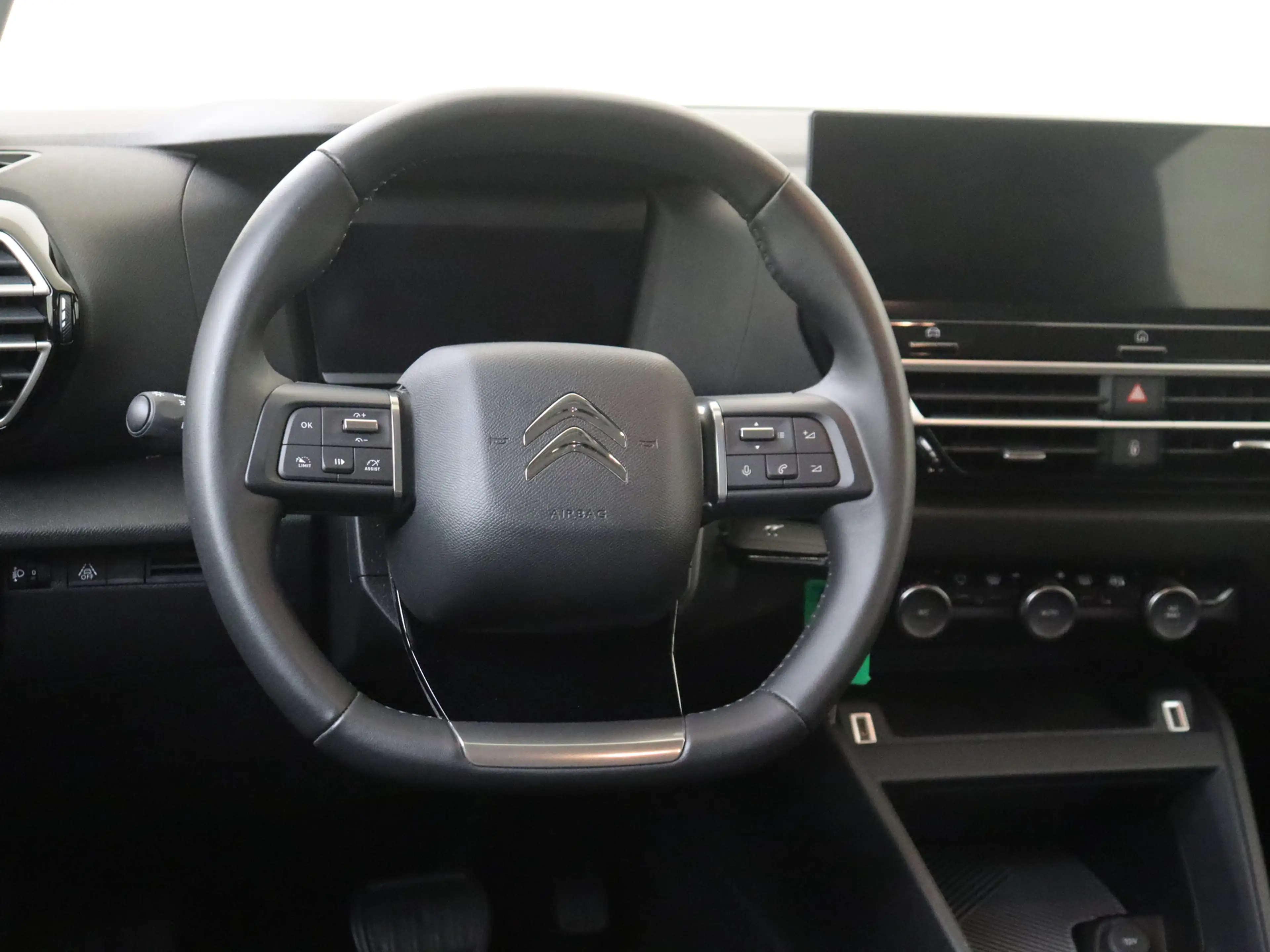 Citroen E-C4 Electric You 50 kWh — photo 6