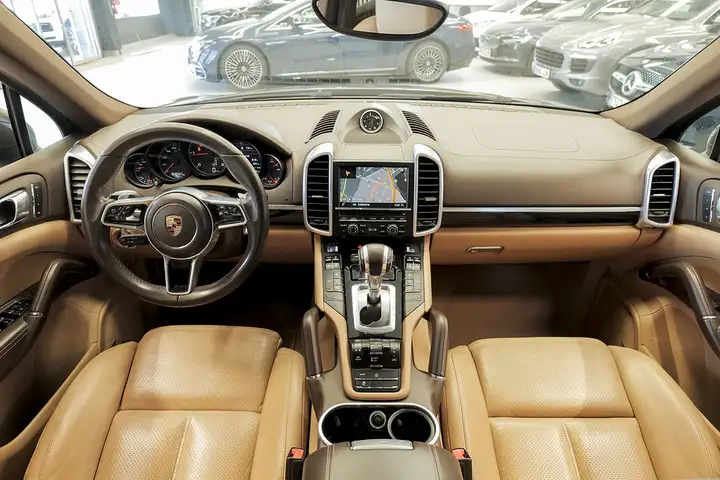 Porsche Cayenne Diesel (2014) 2015, foto 6