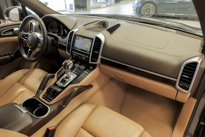 Porsche Cayenne Diesel (2014) 2015, foto 30
