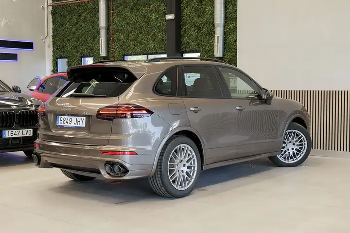 Porsche Cayenne Diesel (2014) 2015, foto 3