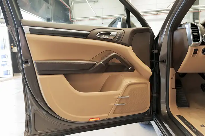 Porsche Cayenne Diesel (2014) 2015, foto 19
