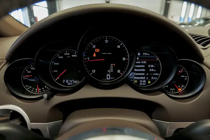 Porsche Cayenne Diesel (2014) 2015, foto 5