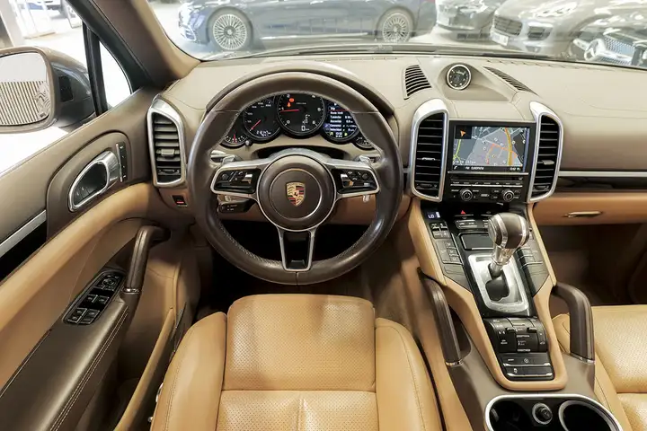 Porsche Cayenne Diesel (2014) 2015, foto 28