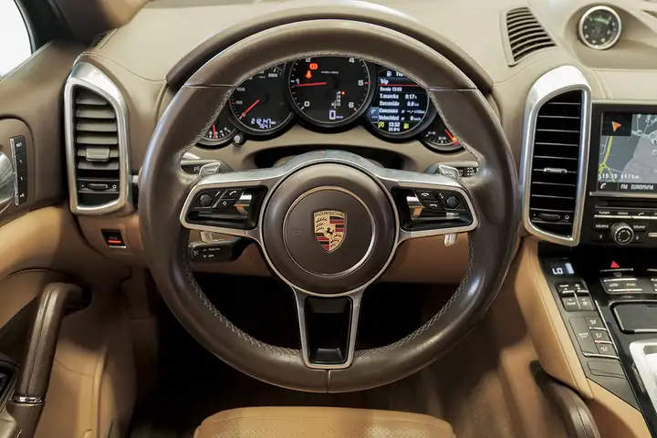 Porsche Cayenne Diesel (2014) 2015, foto 22