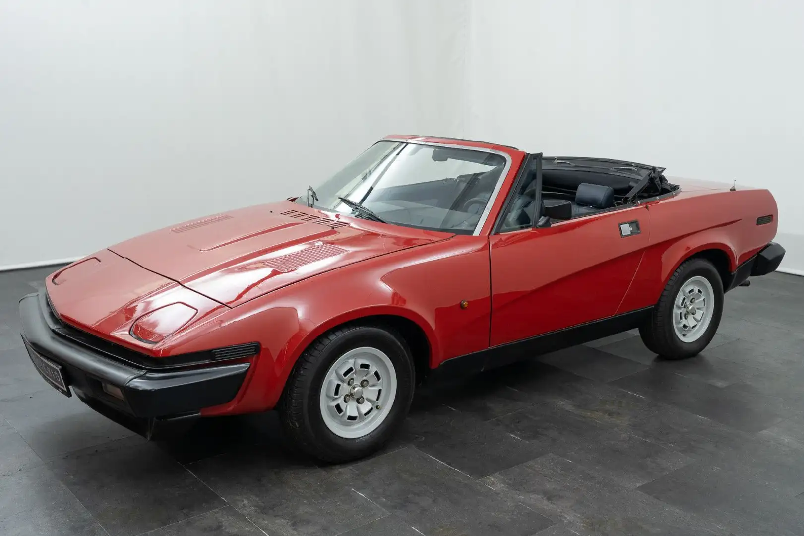 Triumph TR7 Rojo - 1