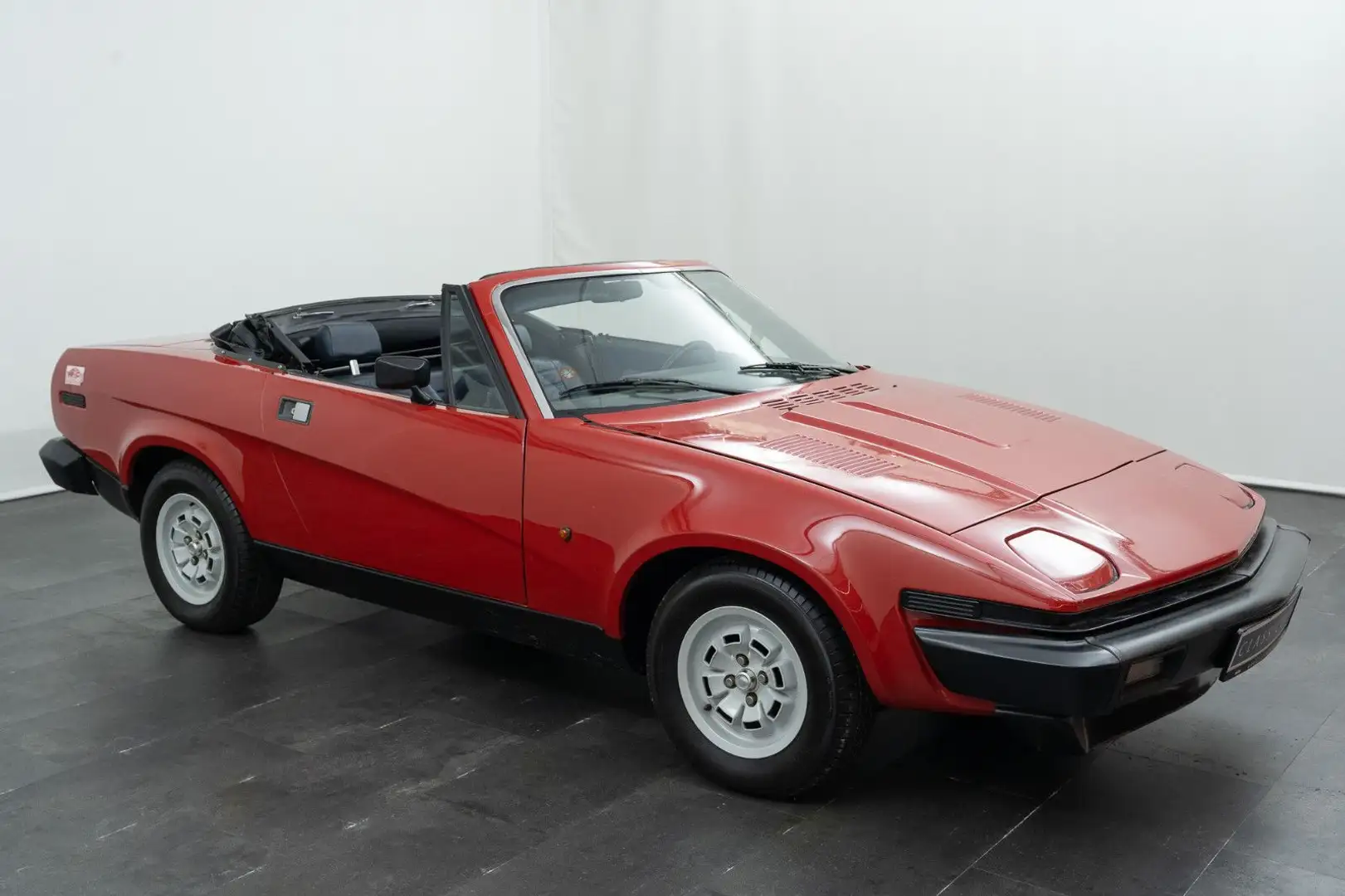 Triumph TR7 Rojo - 2