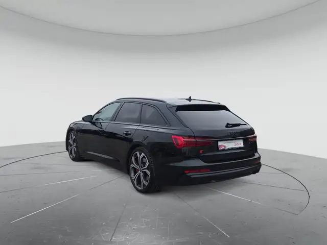 Audi S6 view 3