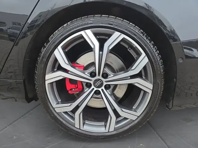 Audi S6 view 15