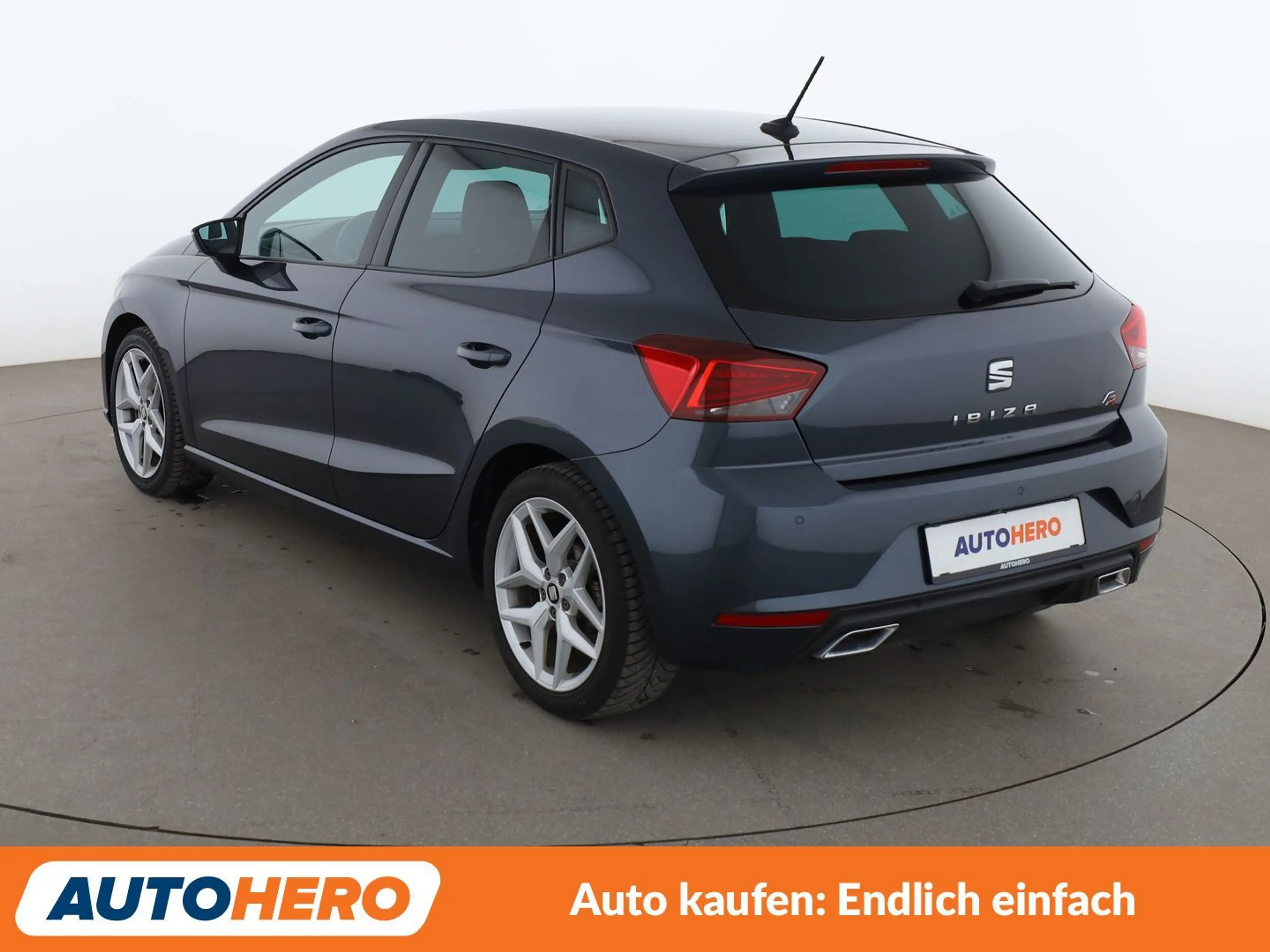 SEAT Ibiza 1.0 TSI FR Aut.*NAVI*LED*PDC*SHZ*TEMPO* — photo 4
