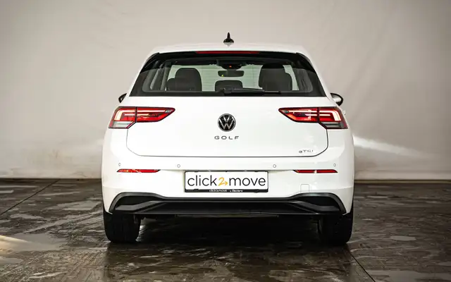 Volkswagen Golf view 4