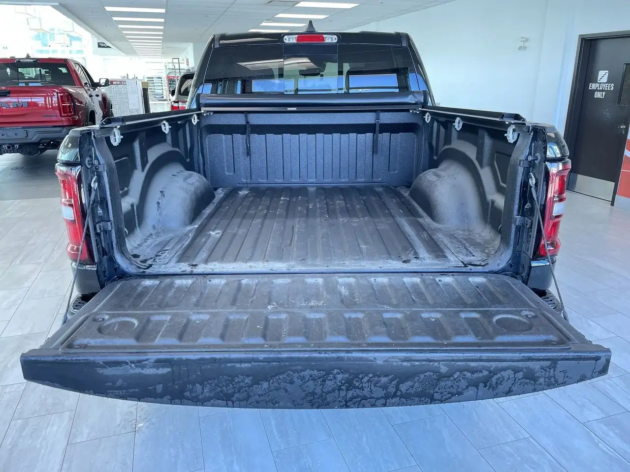 RAM 1500 снимка RAM 1500