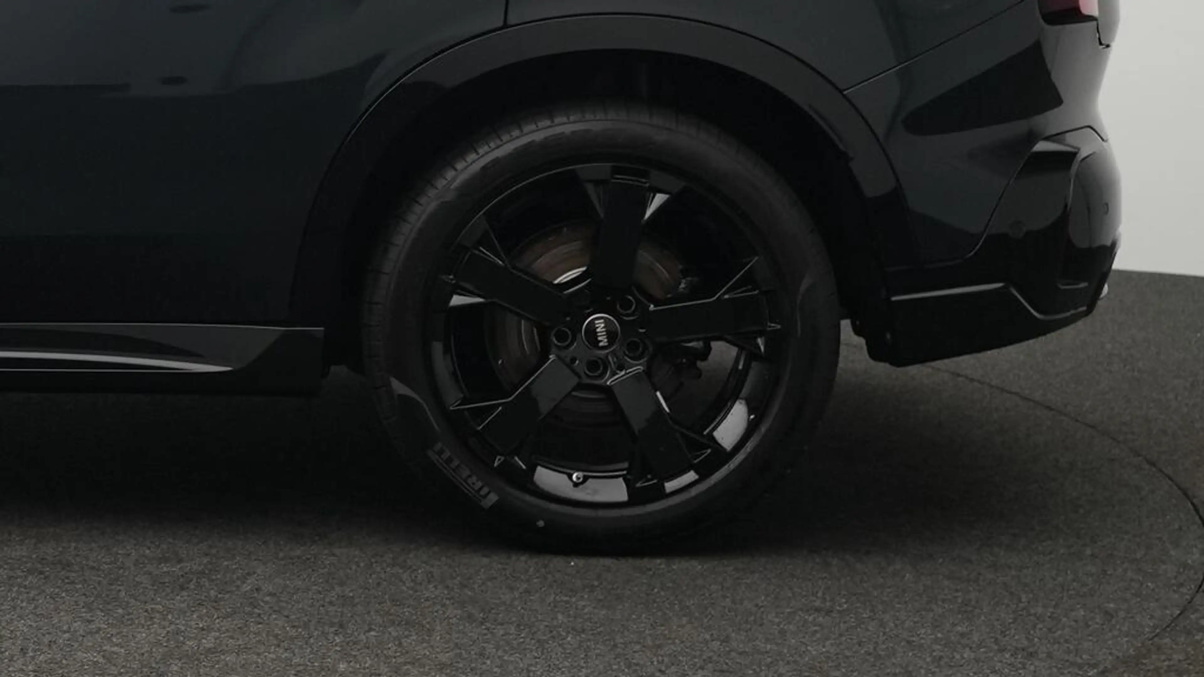 MINI Countryman C John Cooper Works Trim — photo 12
