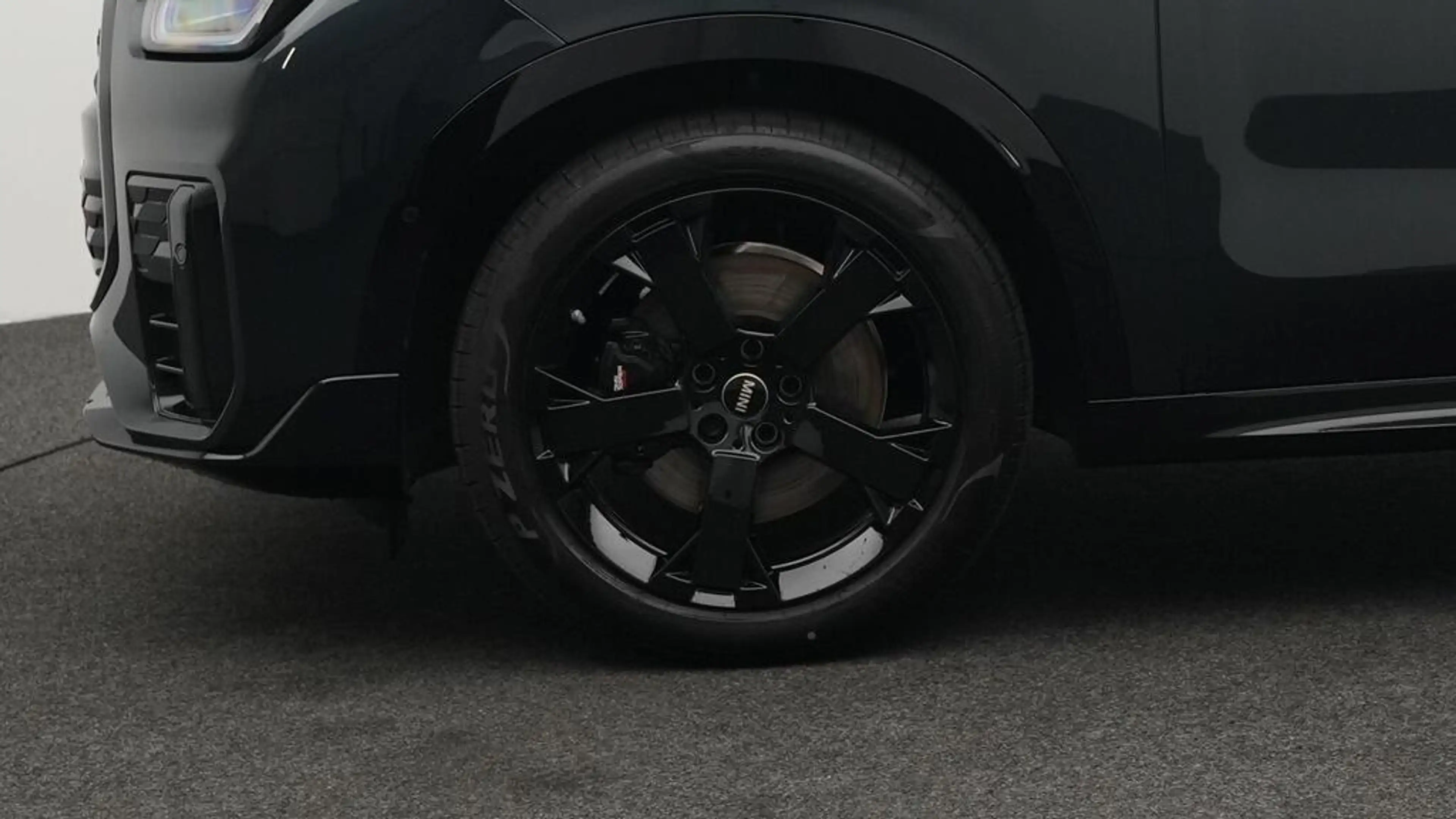 MINI Countryman C John Cooper Works Trim — photo 9