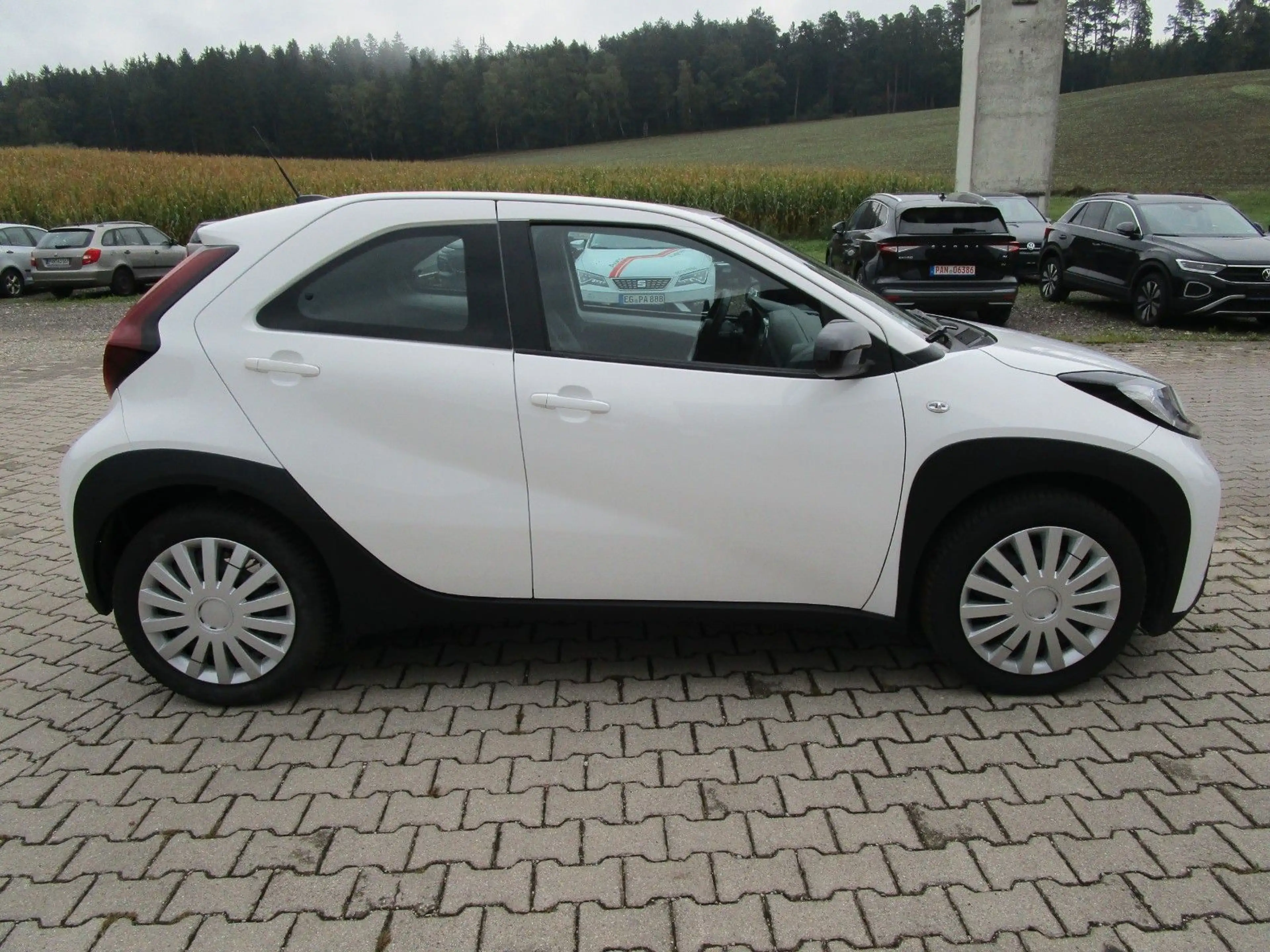 Toyota Aygo X Business Edition — photo 2