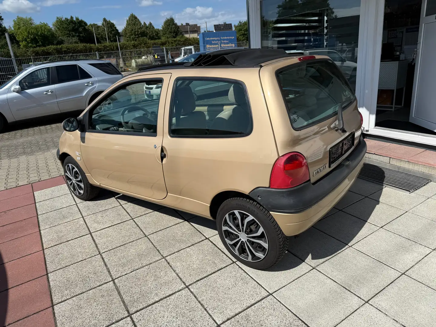 Renault Twingo 1.2 Beach wie neuTop gepflegt Panoramadach Auriu - 2