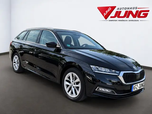 Skoda Octavia view 7