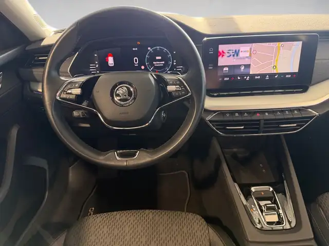 Skoda Octavia view 11