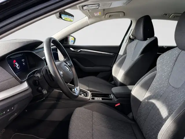 Skoda Octavia view 9