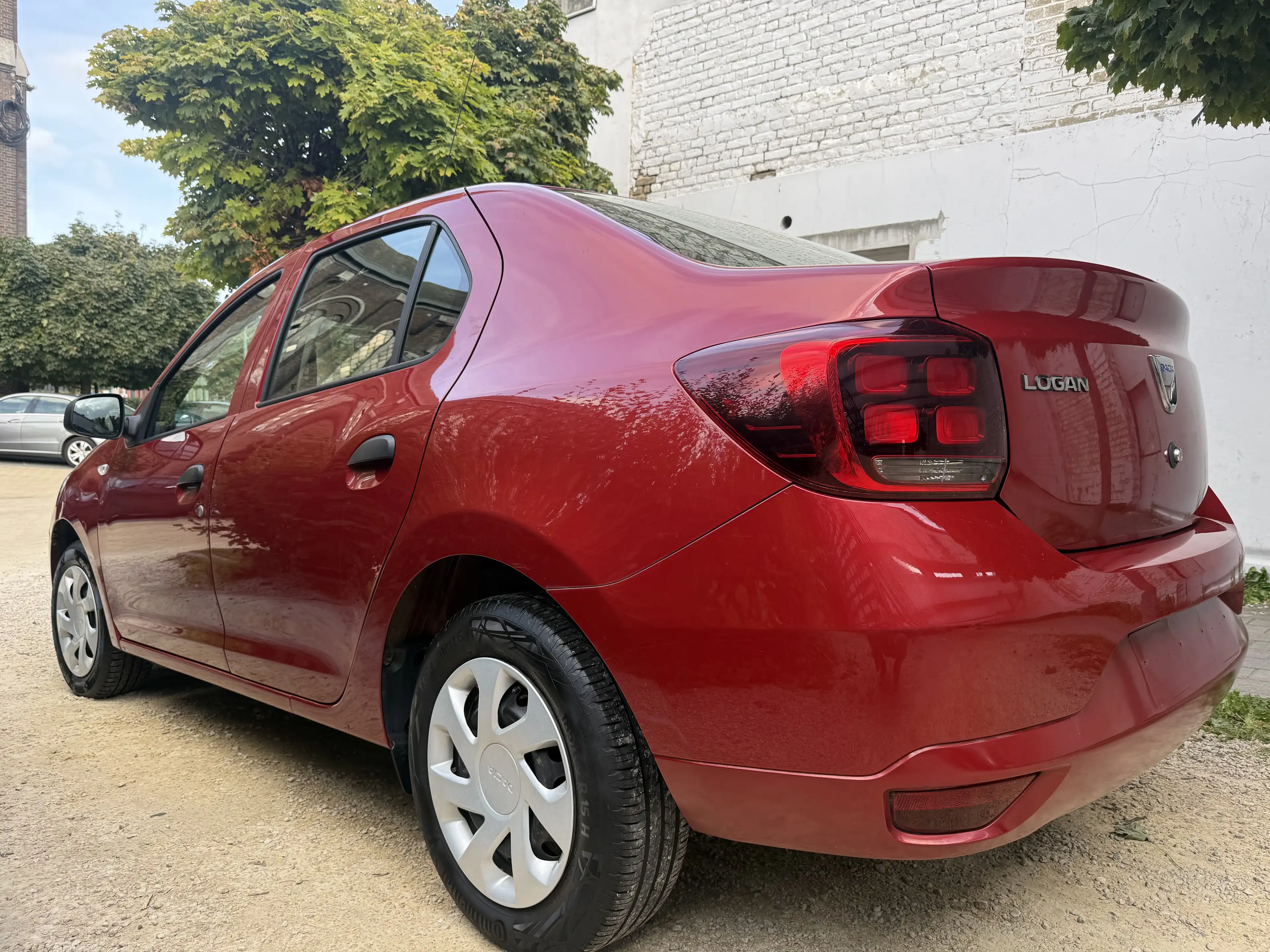 Dacia Logan 1.0i SCe Comfort (EU6.2) — photo 4