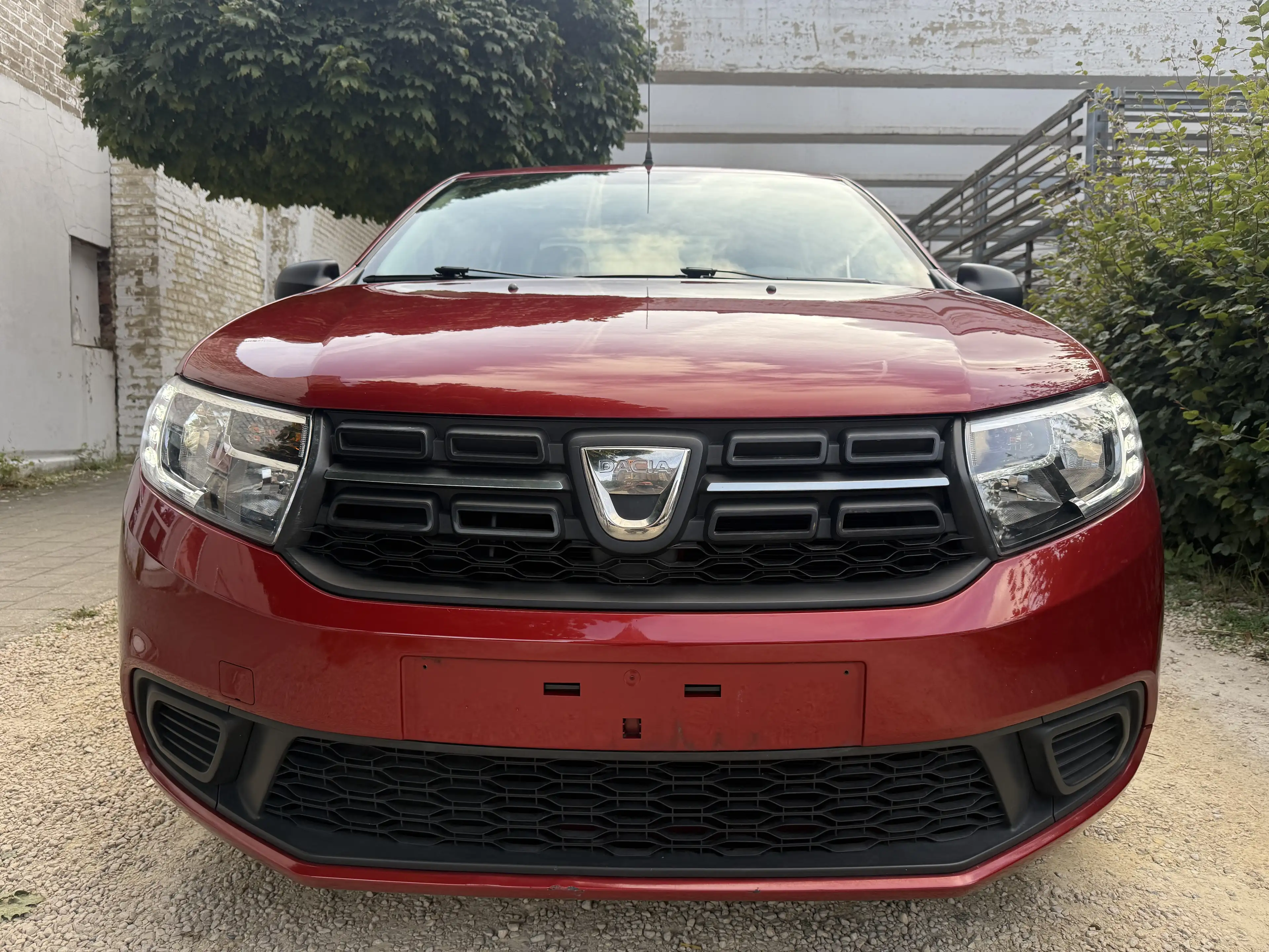 Dacia Logan 1.0i SCe Comfort (EU6.2) — photo 2
