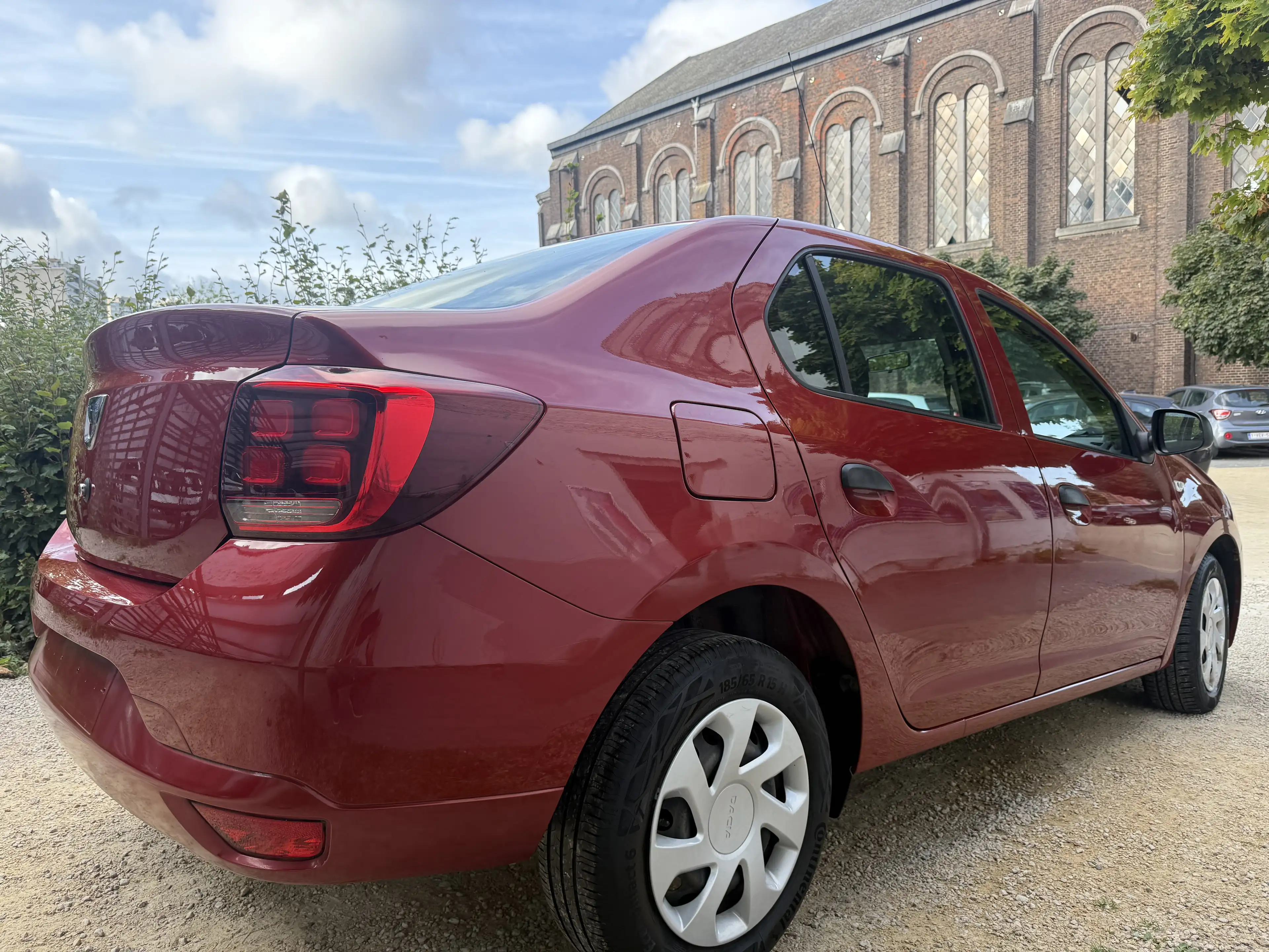 Dacia Logan 1.0i SCe Comfort (EU6.2) — photo 5