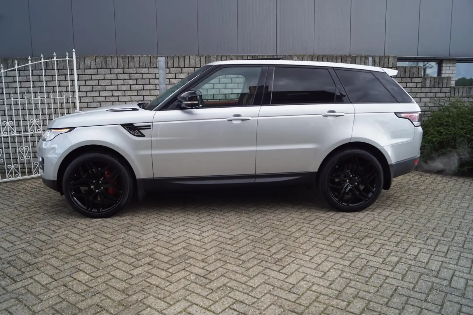 Land Rover Range Rover Sport 5.0 V8 Supercharged Autobiography Dynamic Autom Bo Grey - 2