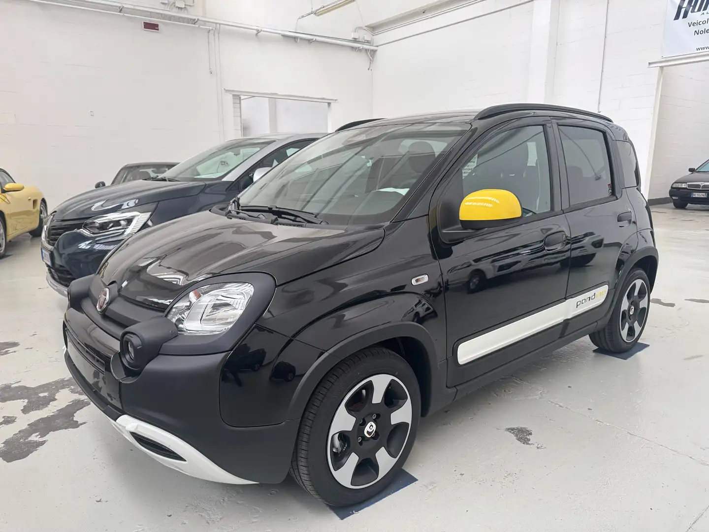 Fiat Panda Panda 1.0 firefly hybrid CROSS Amarillo - 1