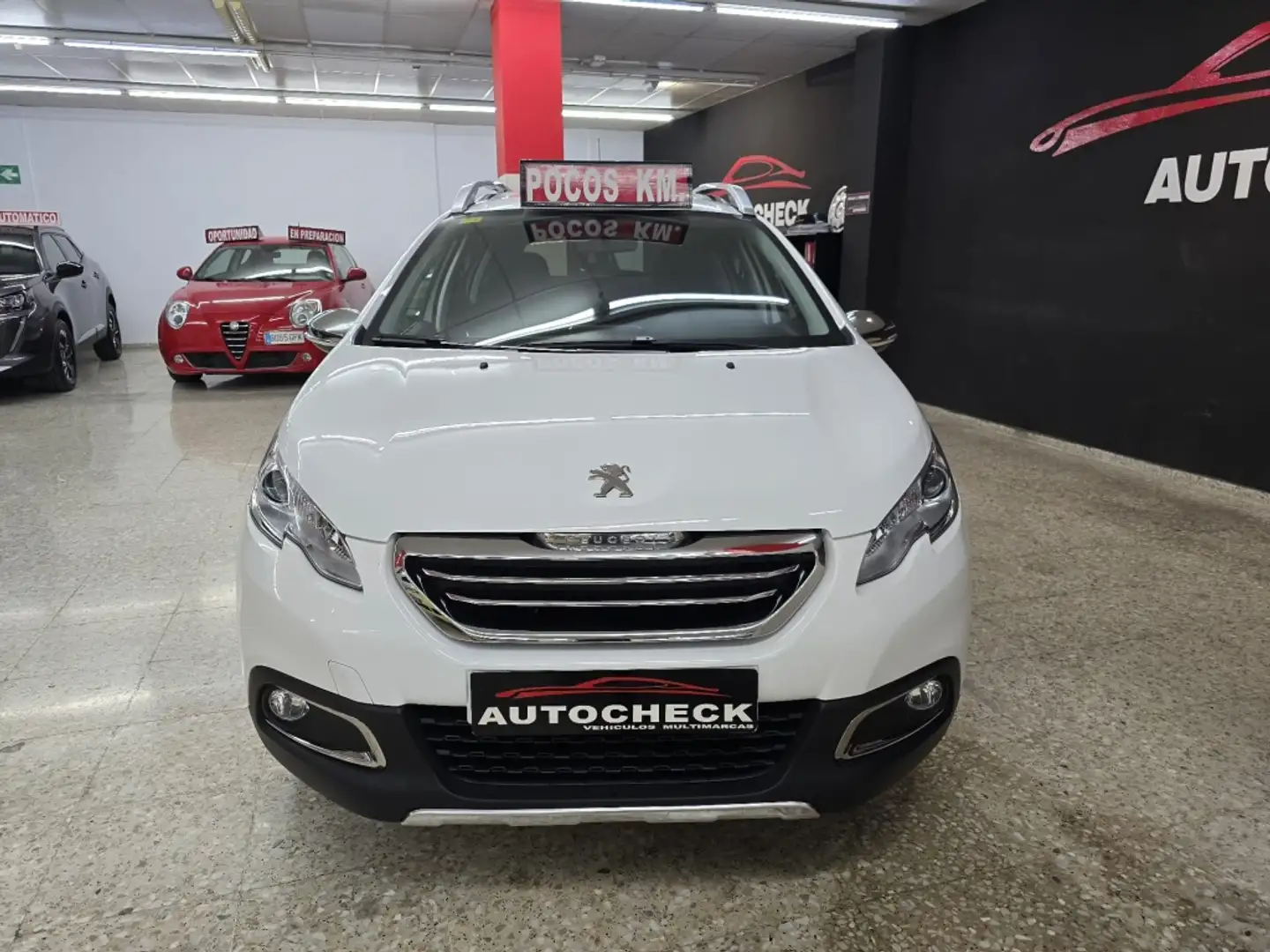 Peugeot 2008 1.2 PureTech Style 82 Blanc - 2