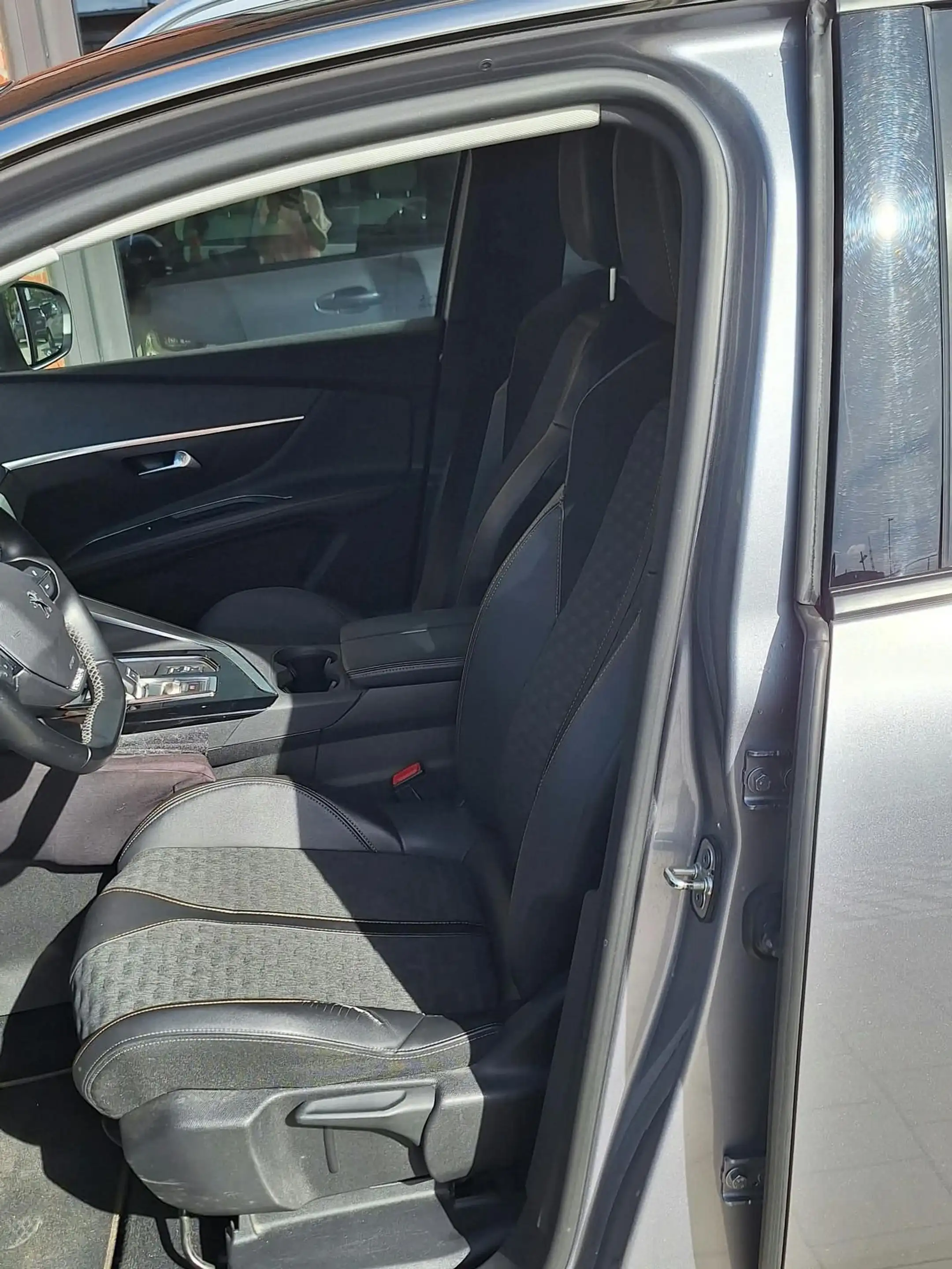 Peugeot 5008 BlueHDi S/S Roadtrip EAT8 7 plaatsen — photo 10