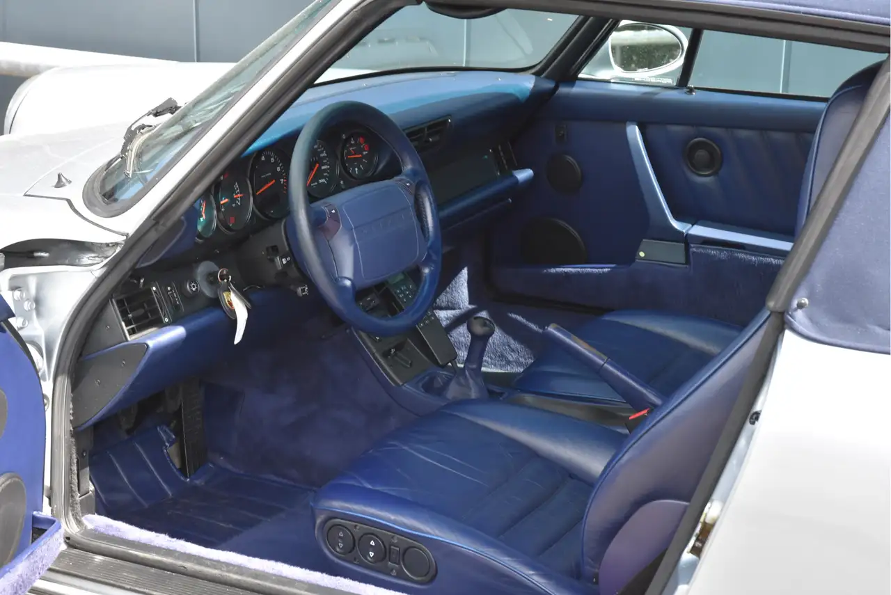 Porsche 964 Cabrio 3.6, foto 8