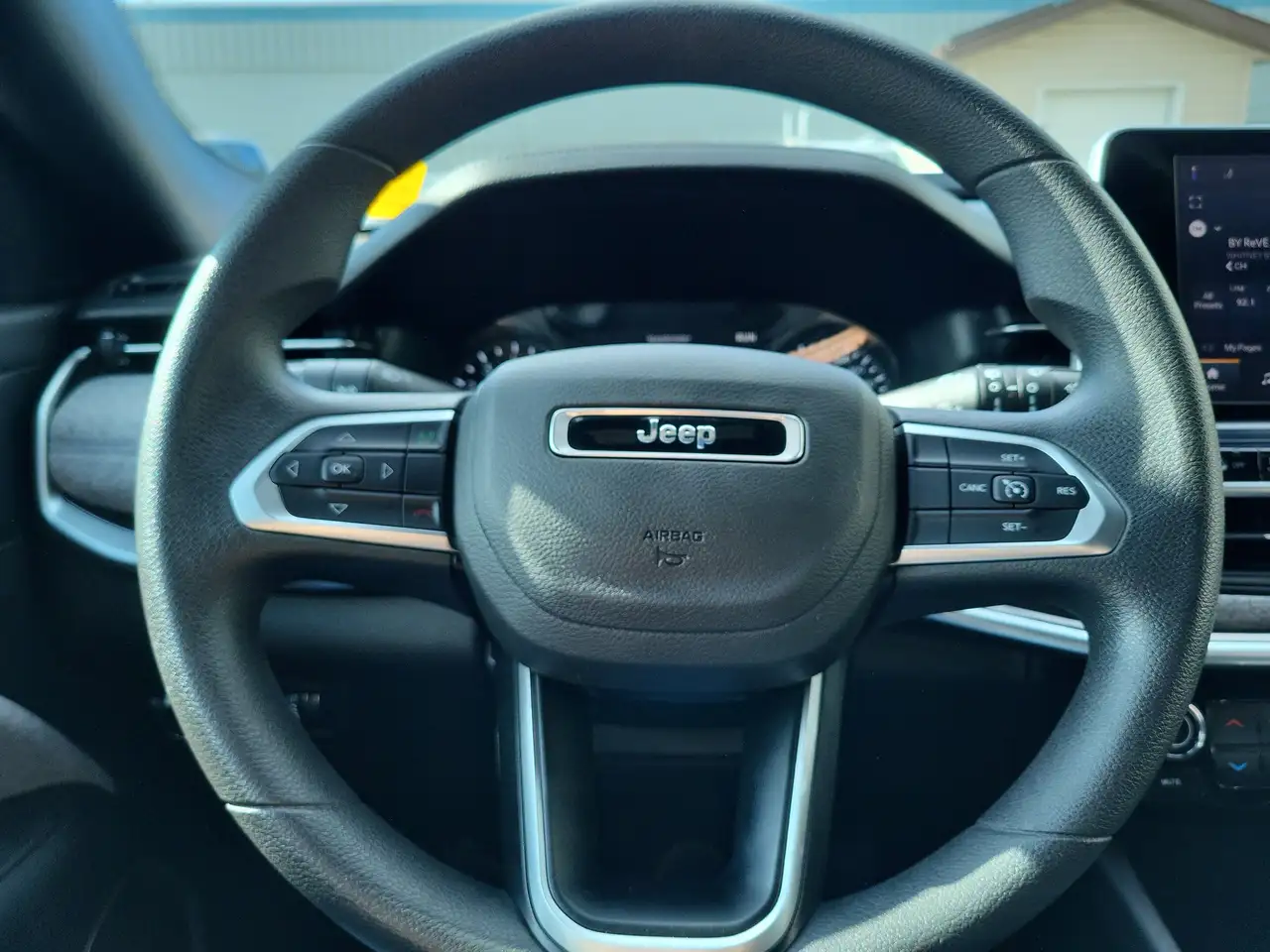 Jeep Compass снимка Jeep Compass